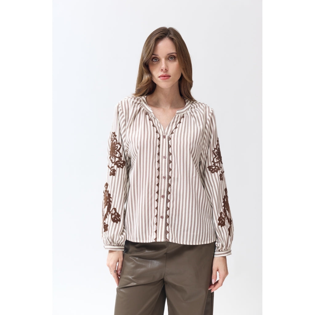 Stribet skjorte w. brodery - Marron