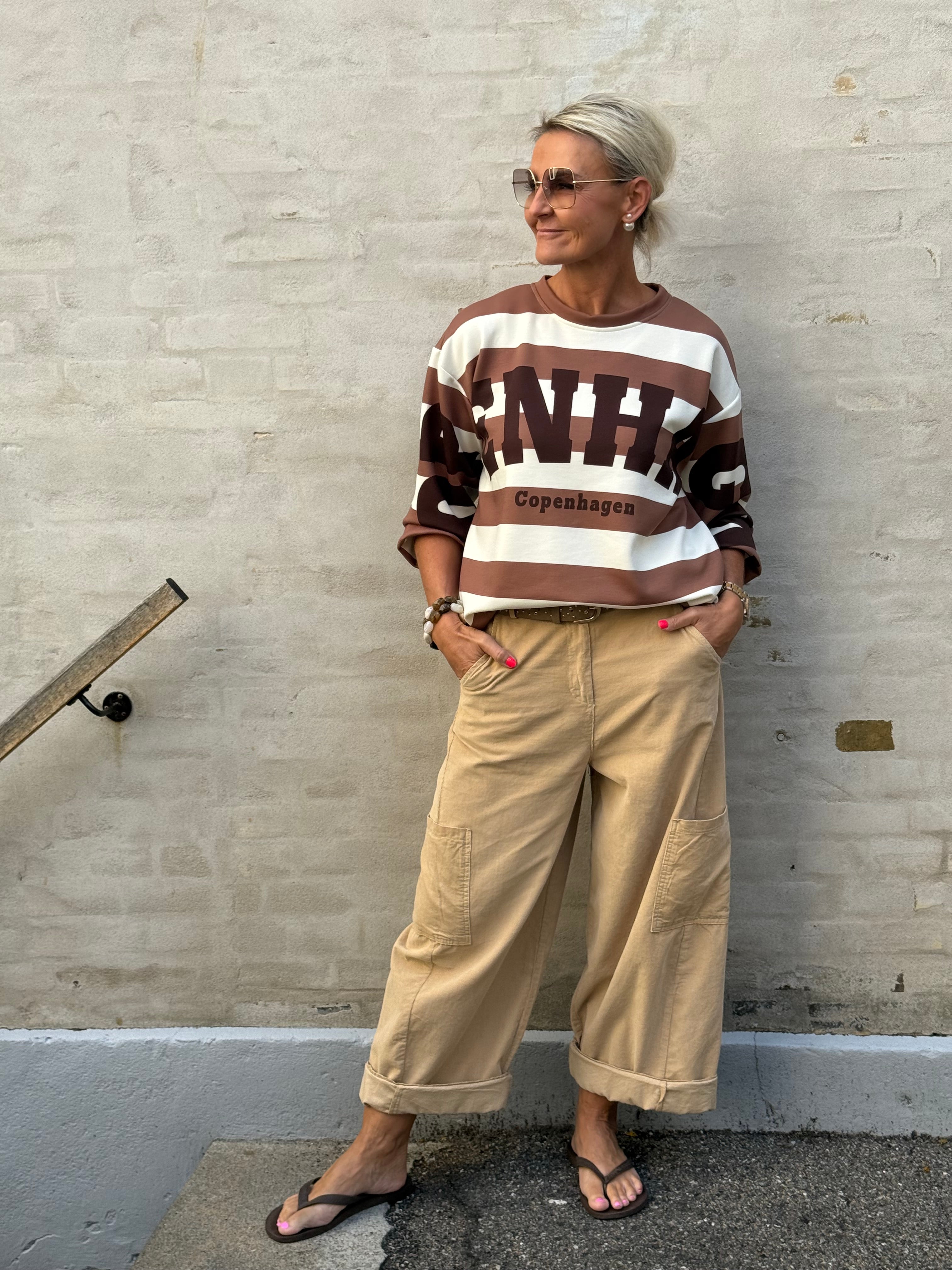 PREORDER- Nerina Sweatshirt - Camello/Moro
