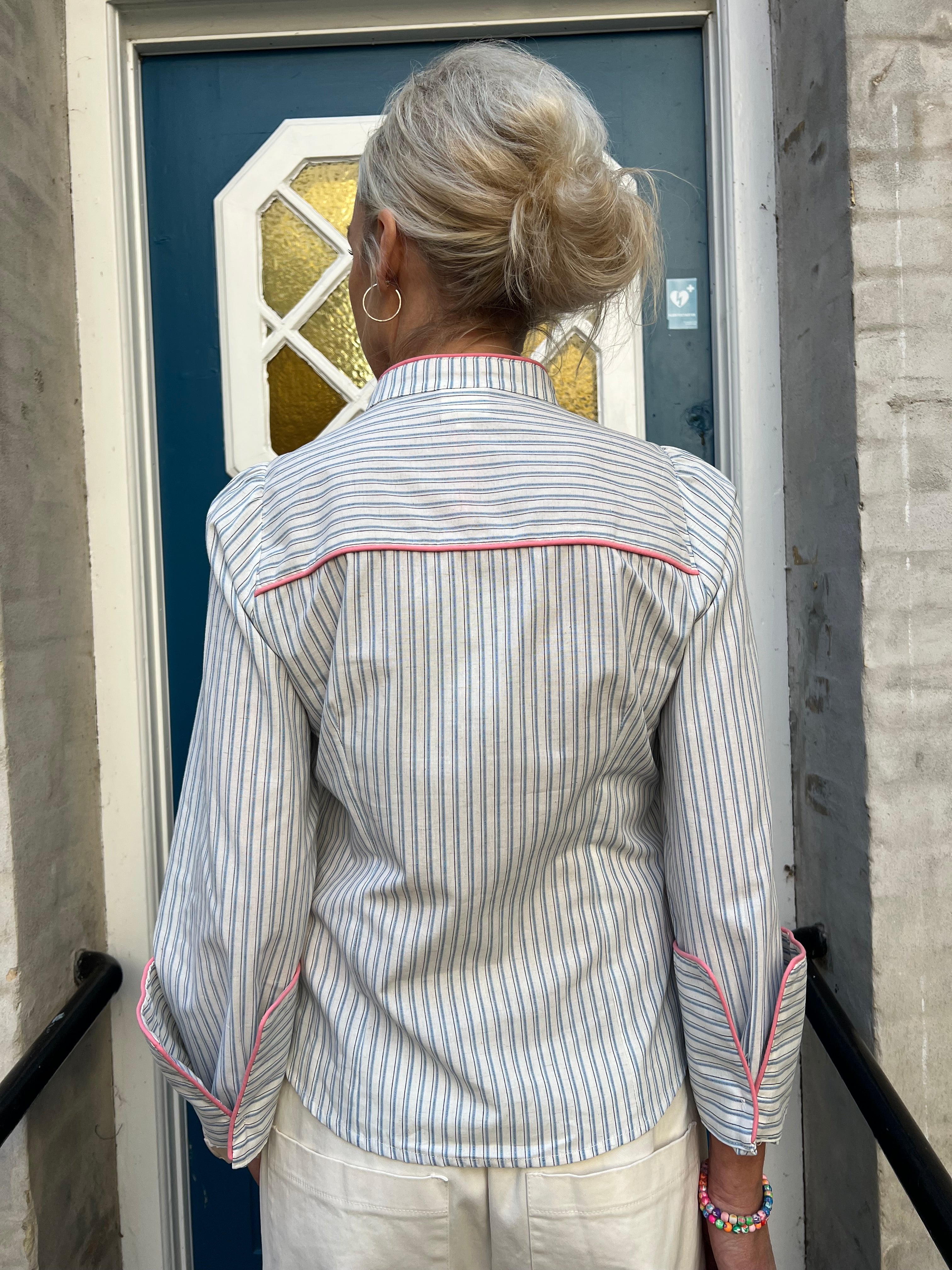 NicoGO Go Shirt - Off white blue striped