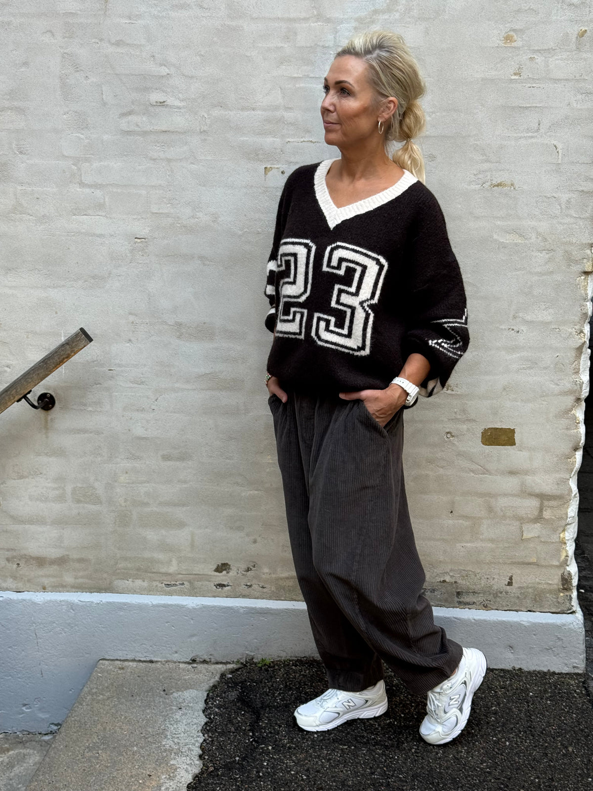 23 Pullover - Brown/White