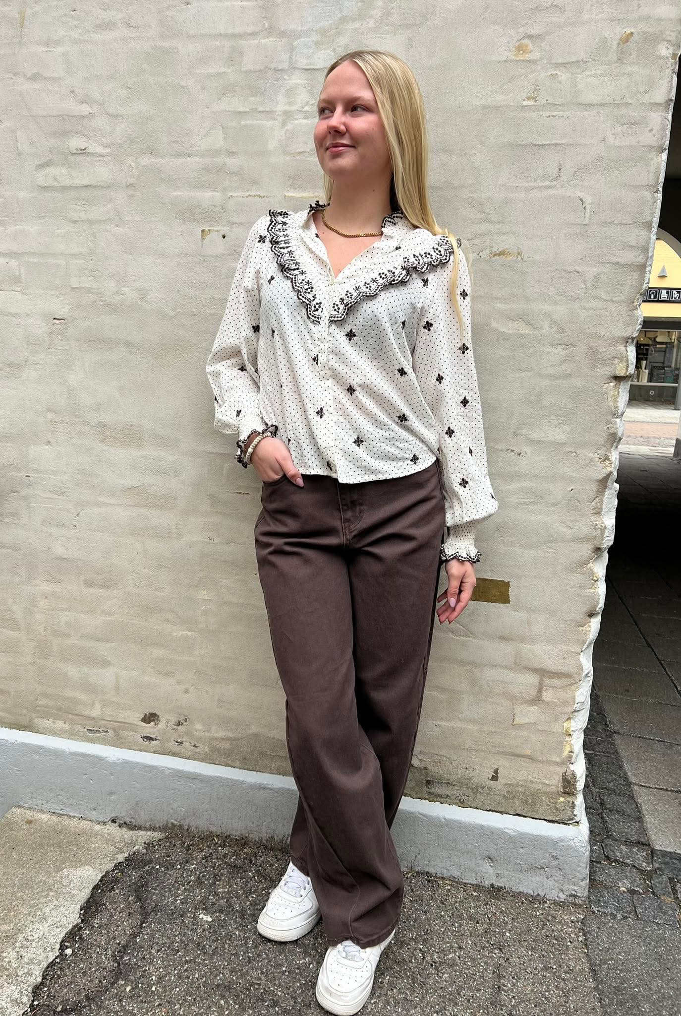 Degas Dot Blus - Off White