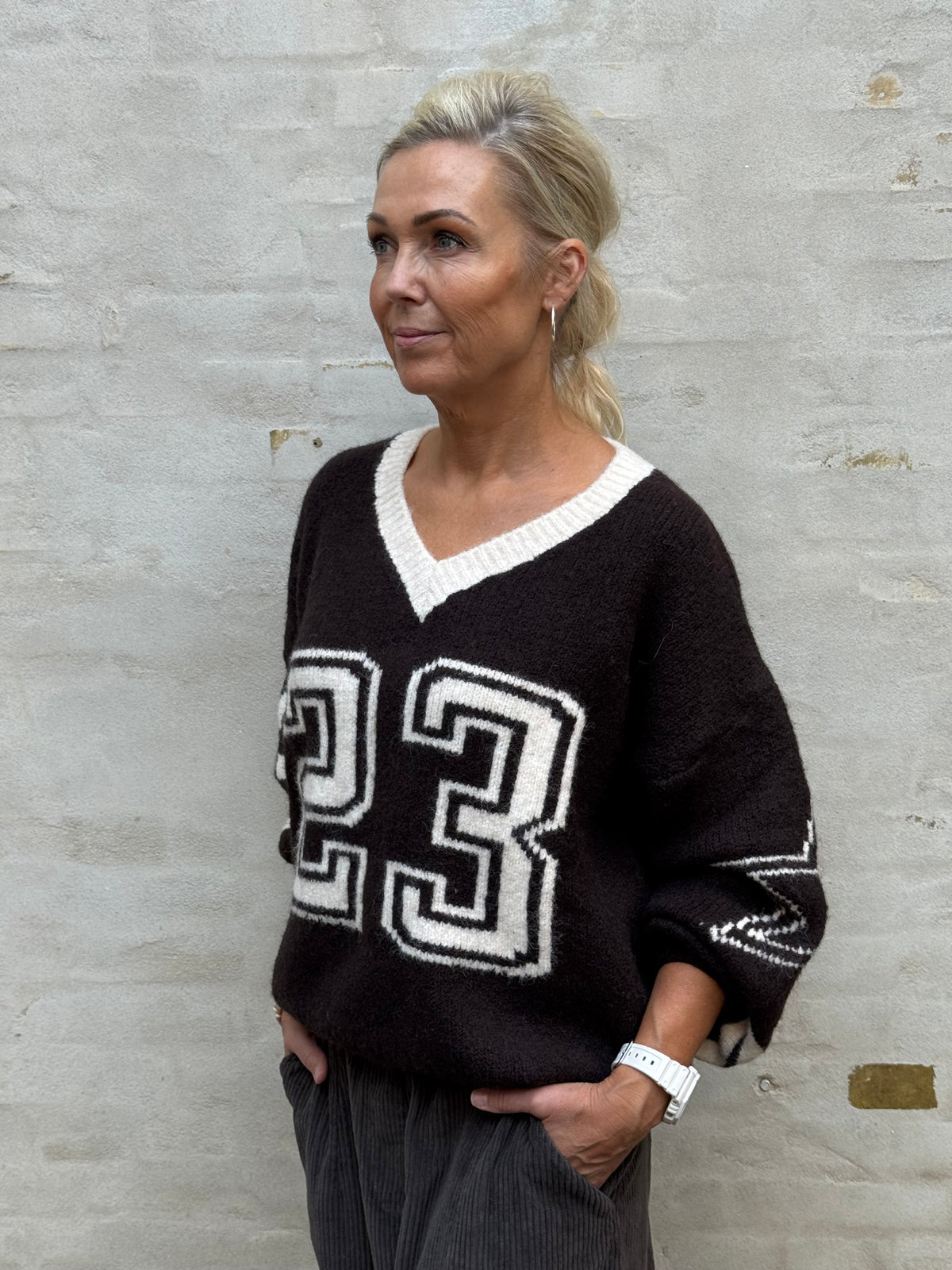 23 Pullover - Brown/White