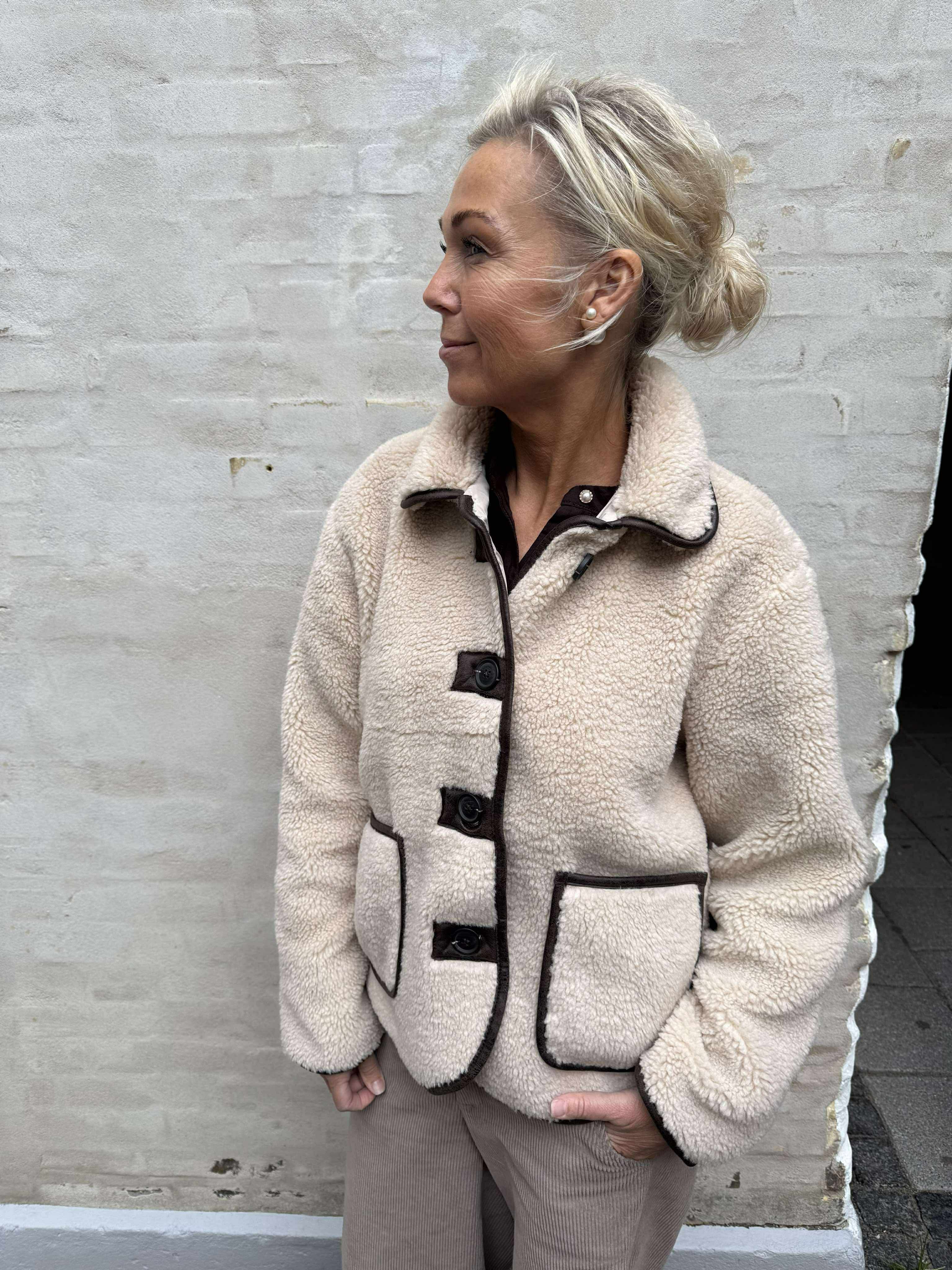 NOELLA LIFE TEDDY JACKET - Cement