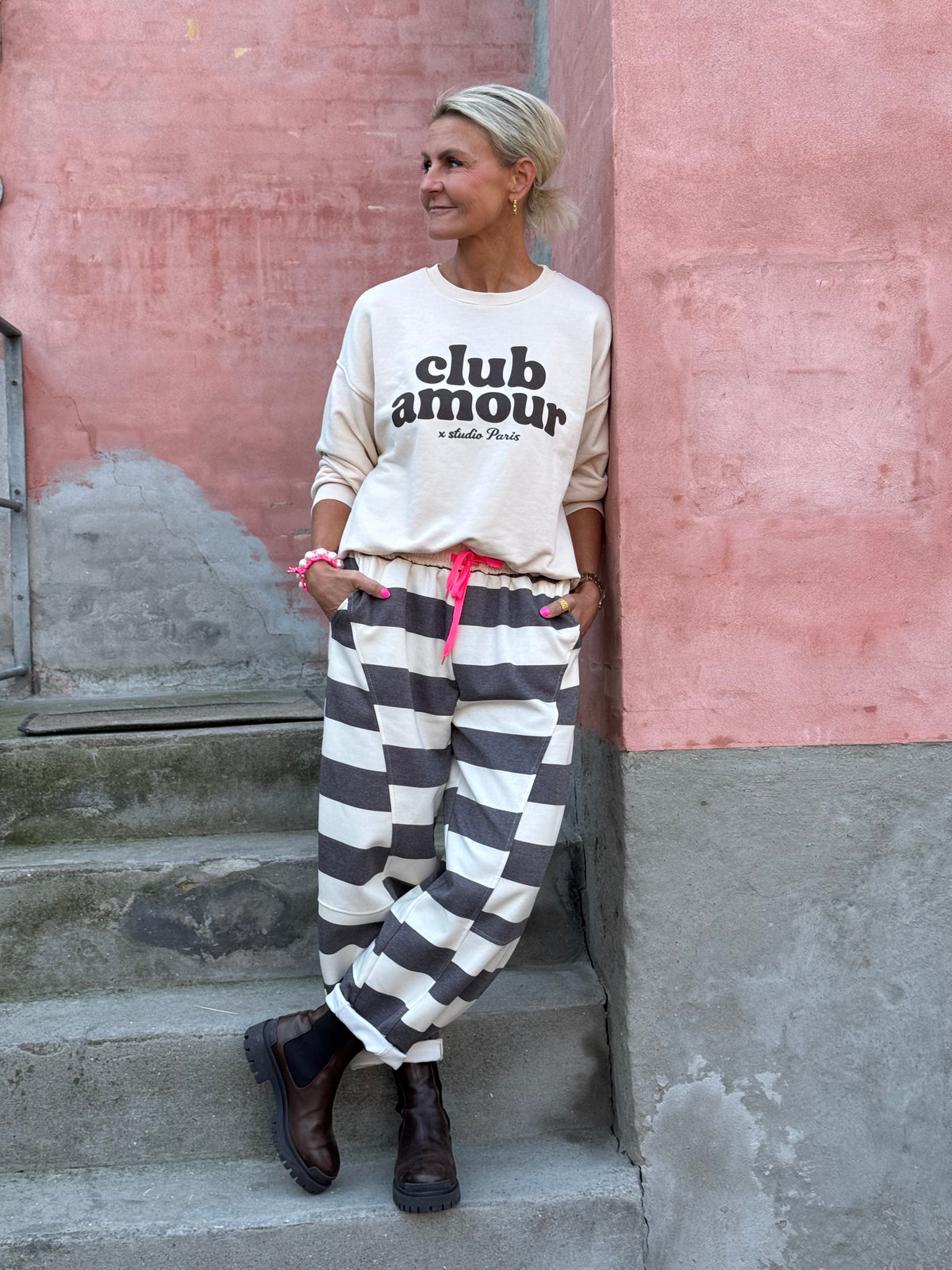 Very Striped Sweatpants - Off White/Brun
