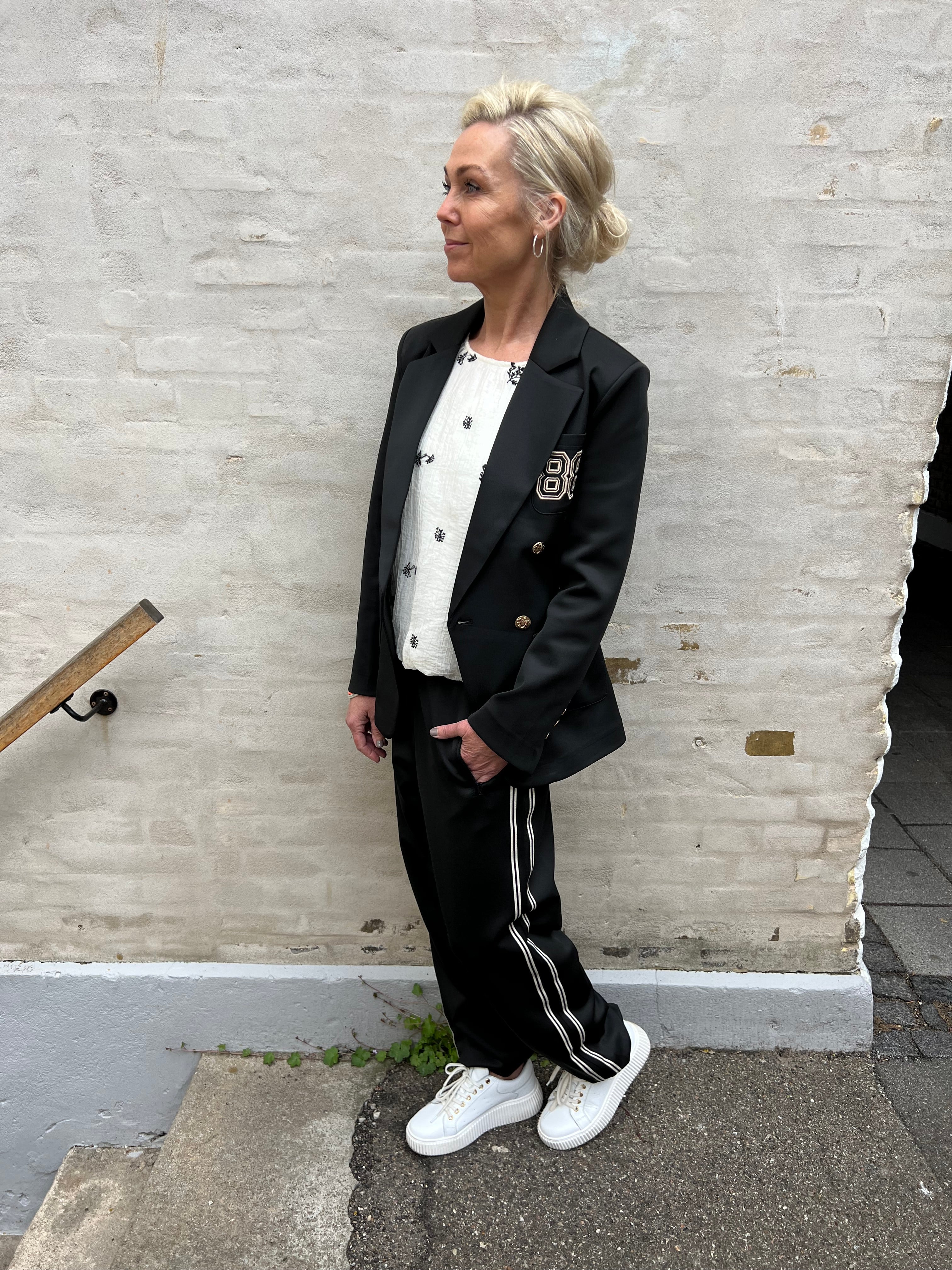 NillaGO track pants black