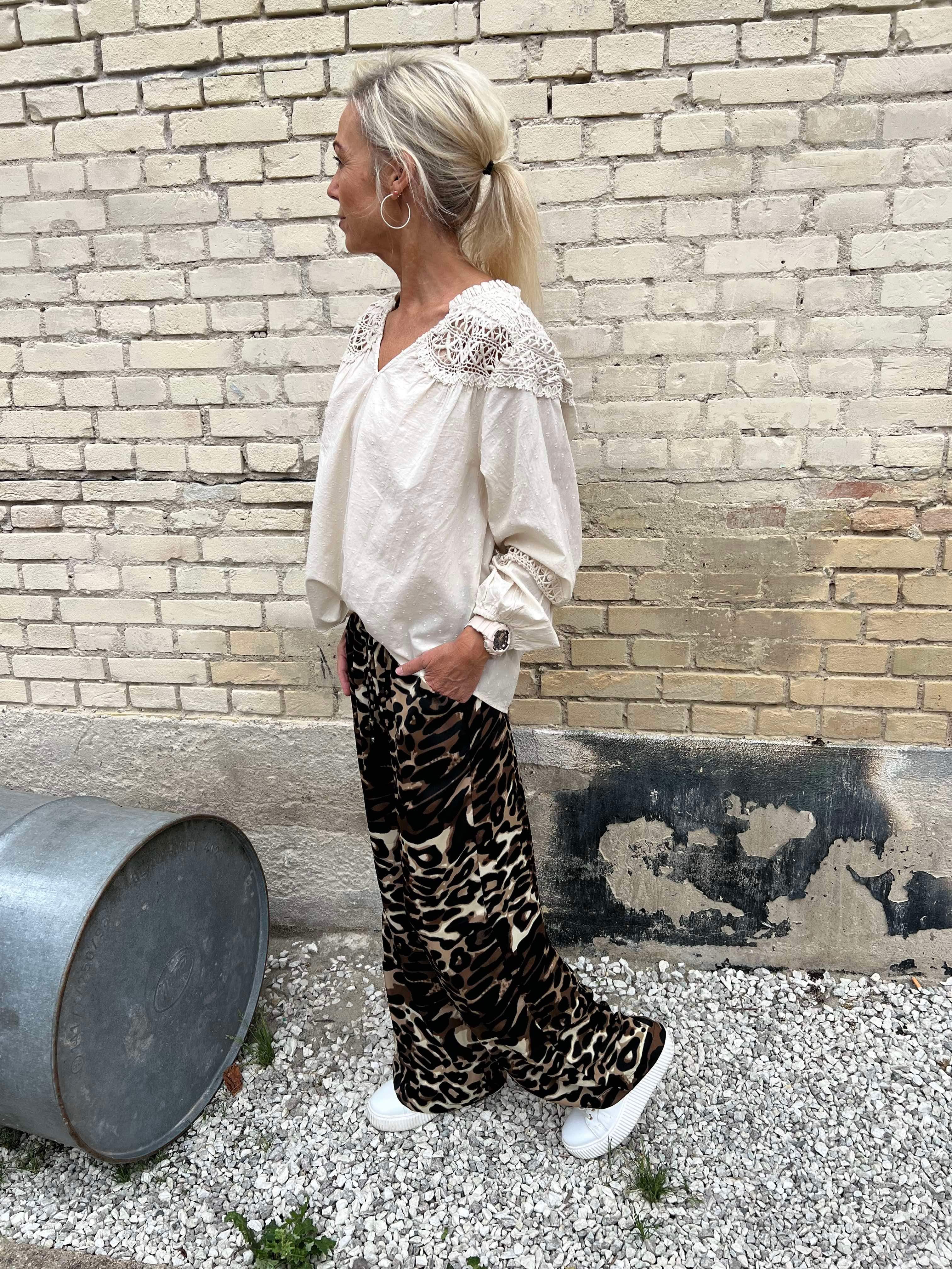 Luna straight pant leopard