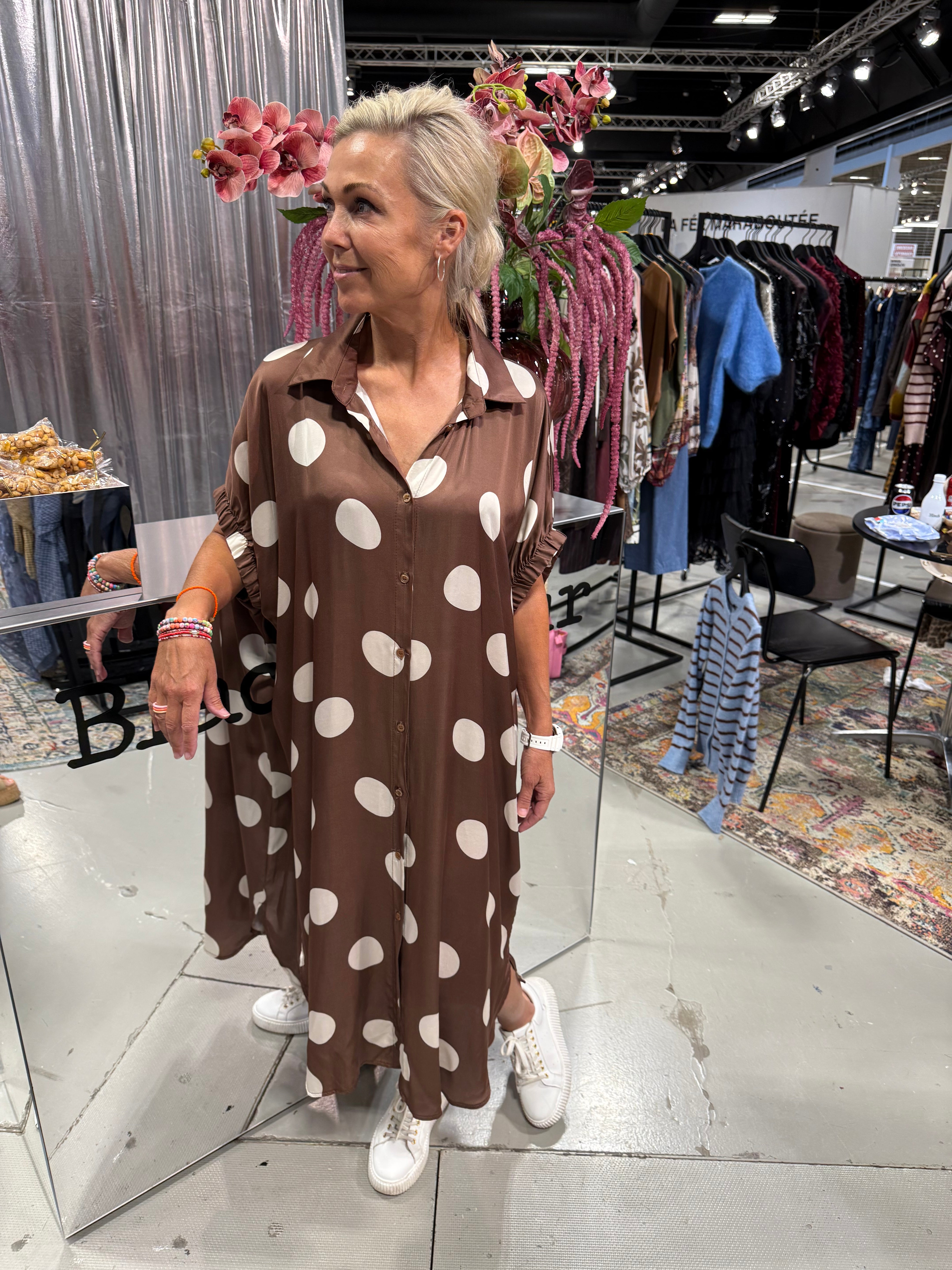 PREORDER-MABEL satin dress - Mocca Dot