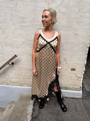 DahliaGO Mi Dress - Latte Black Dots