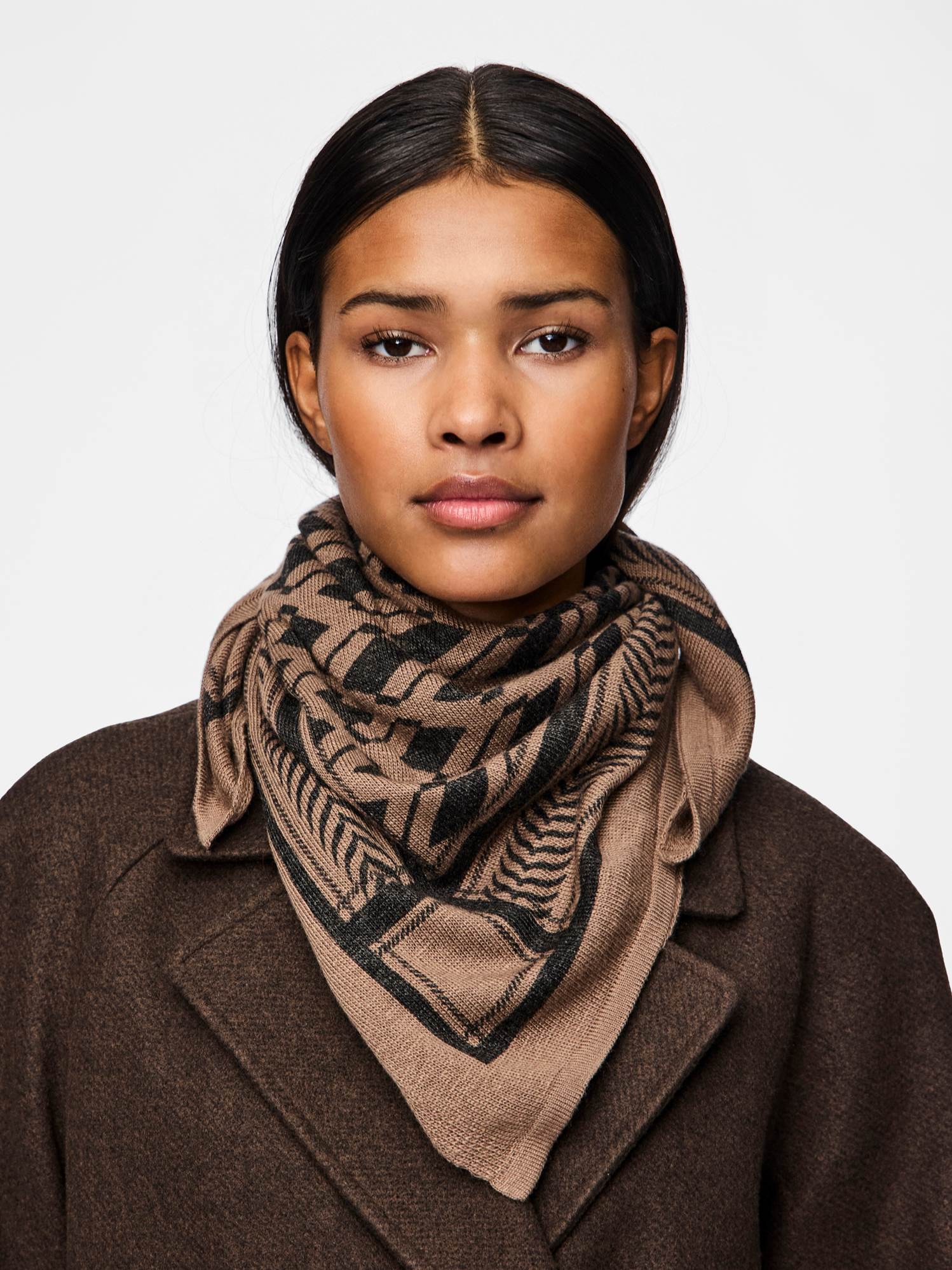 Novis small sqaure scarf fossil