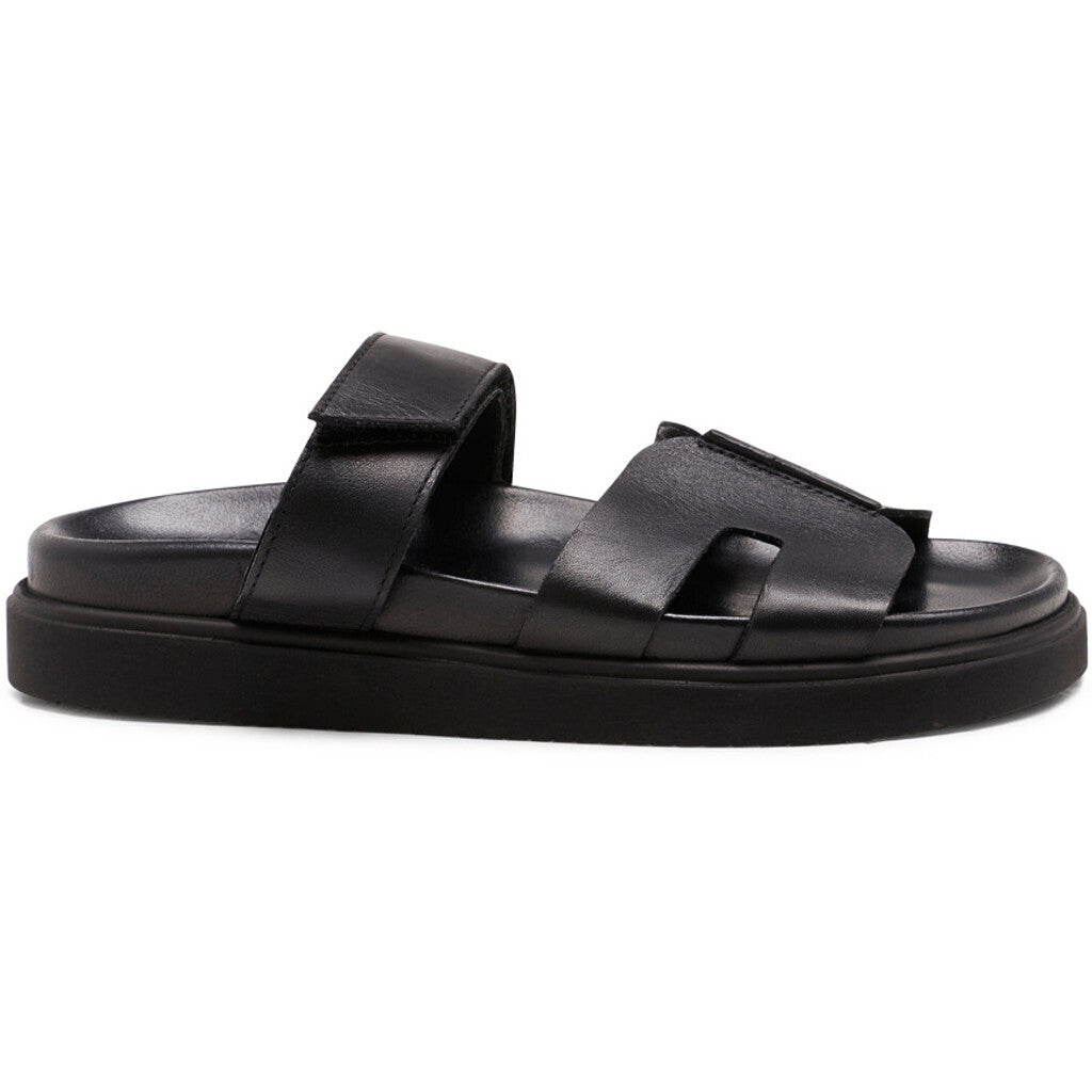 Maru sandal black