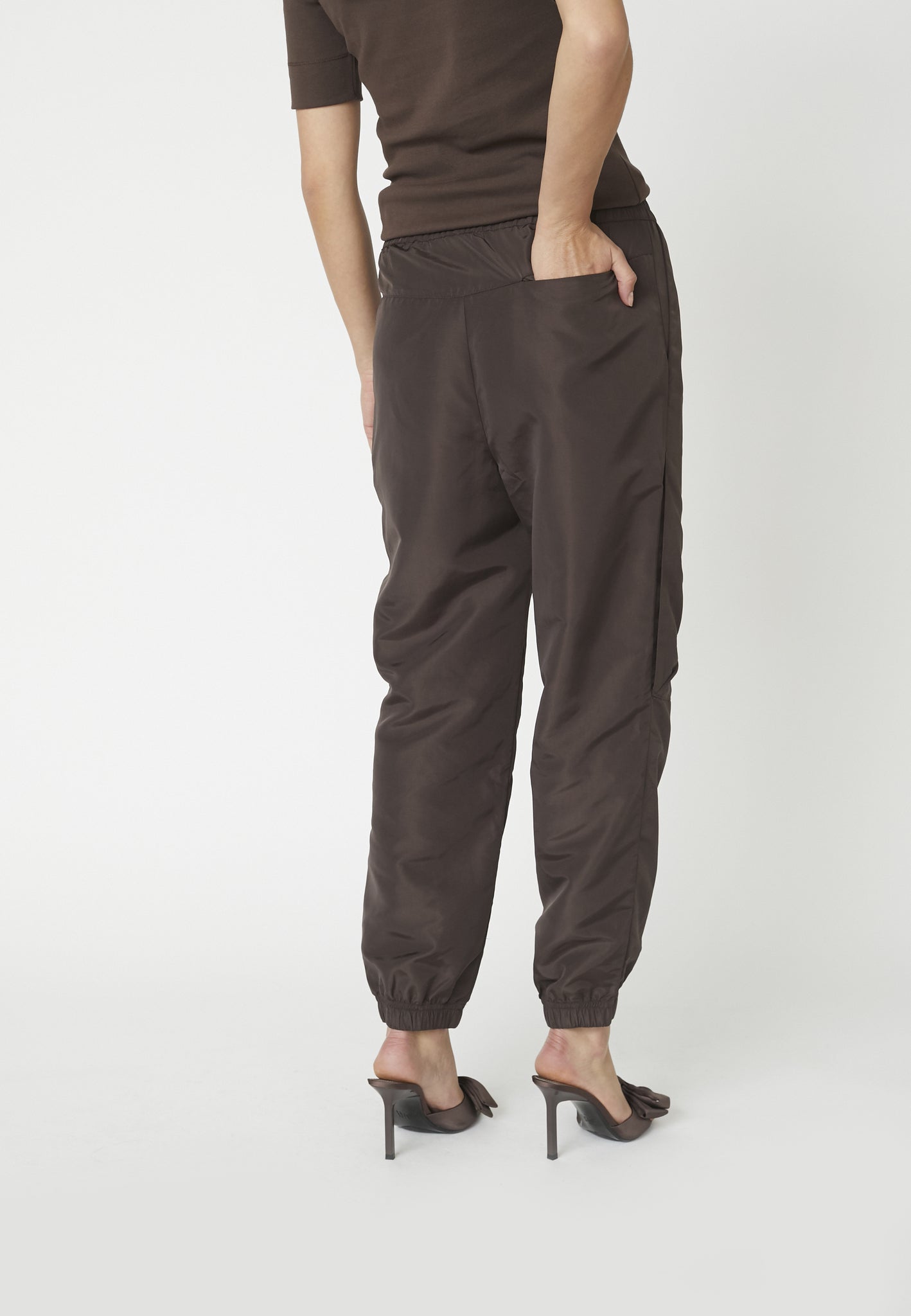 Trice Tech Pant - Dark Brown