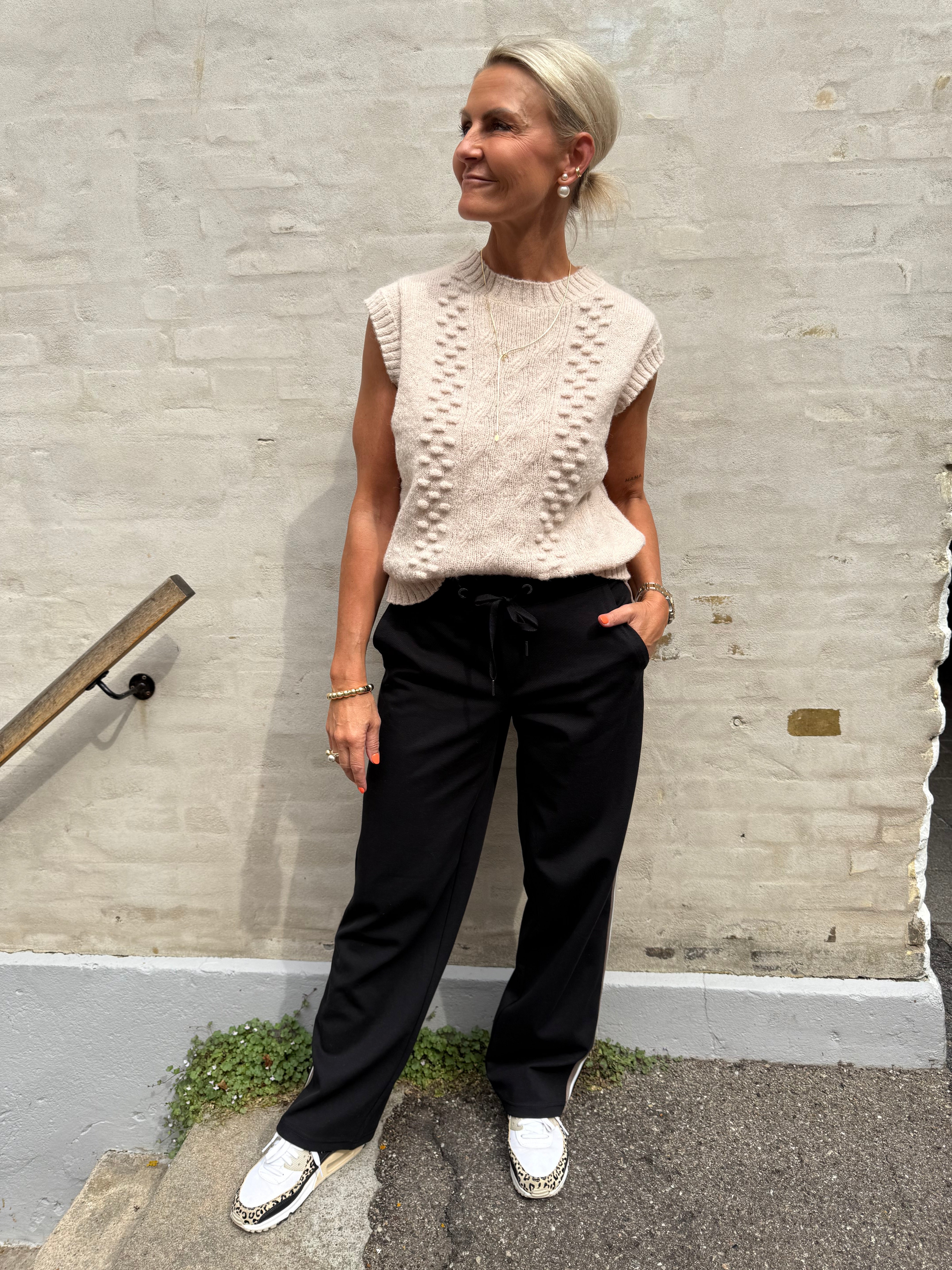 SIGRID LIFE S/L VEST - Cement