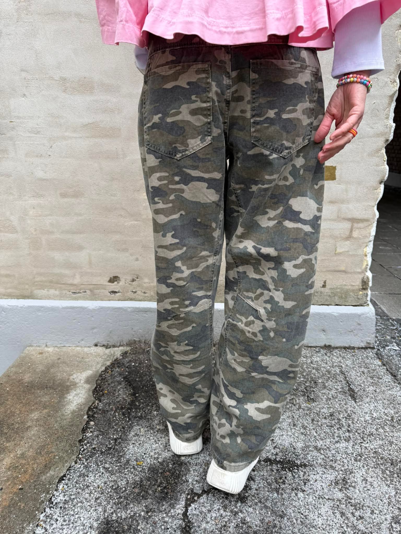 Camilja Barrel Pants - Kamouflage