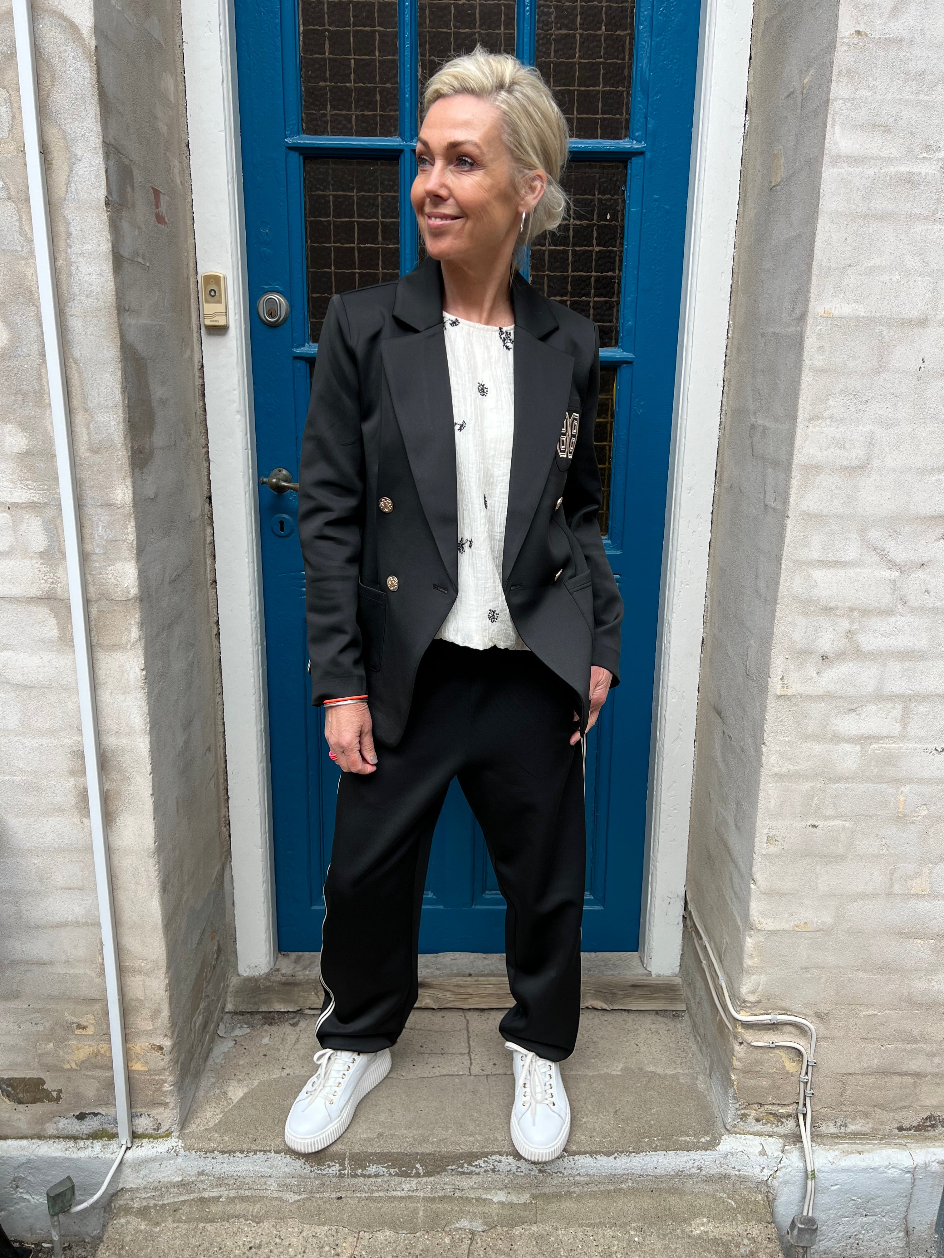 NillaGO track pants black