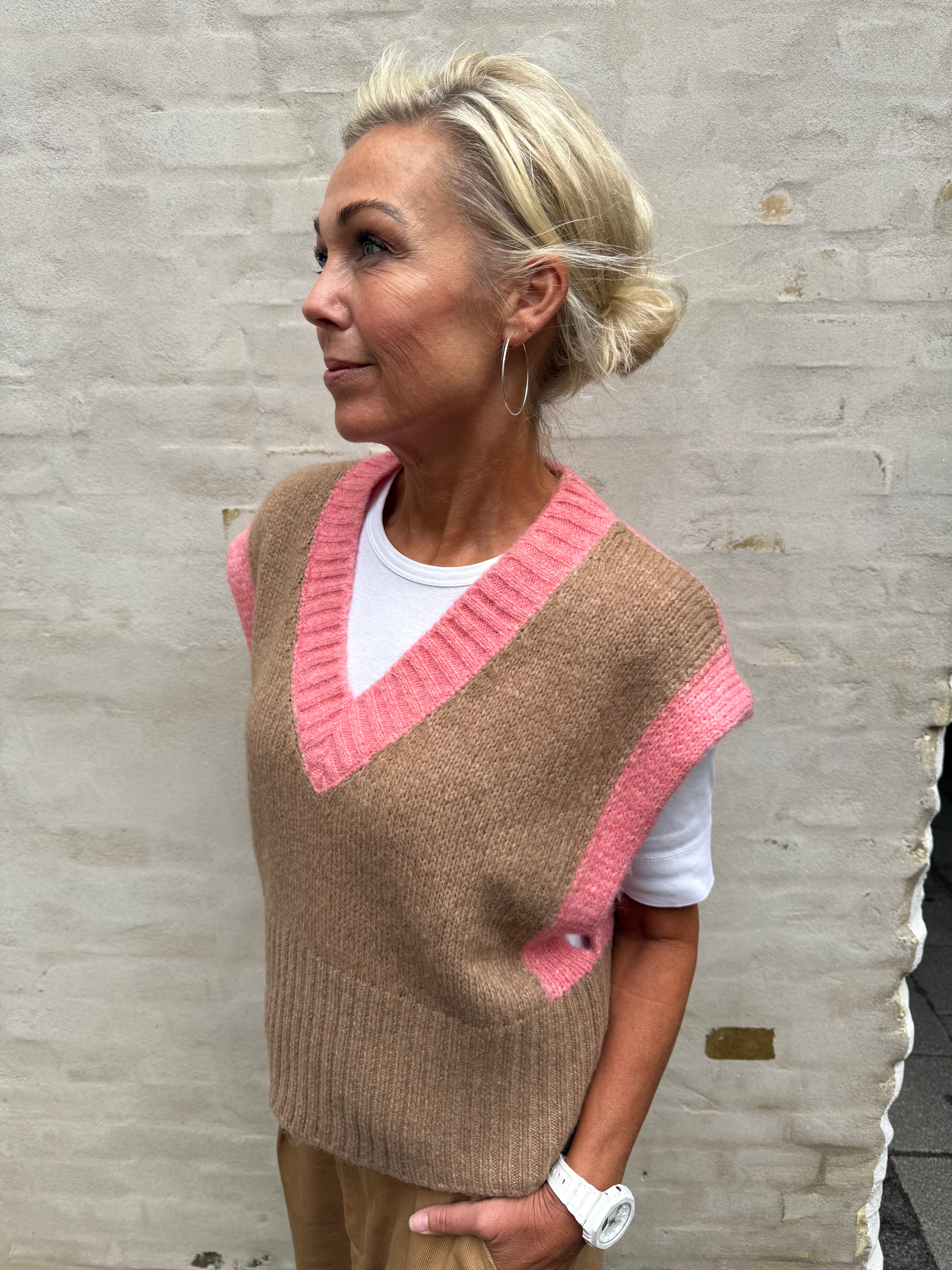 Candice Vest - Beige/Coral