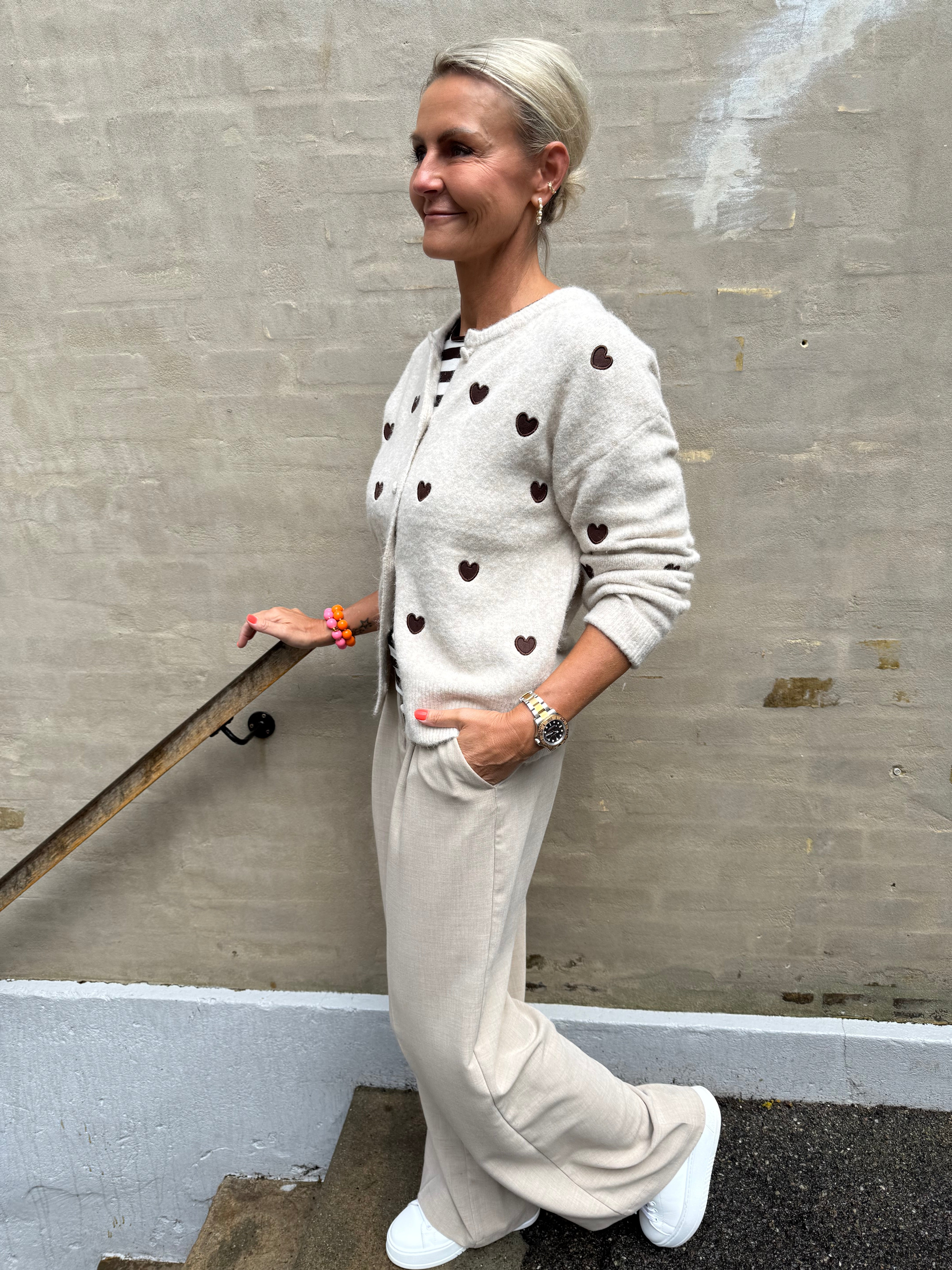 Vivi Cardigan - Beige Heart