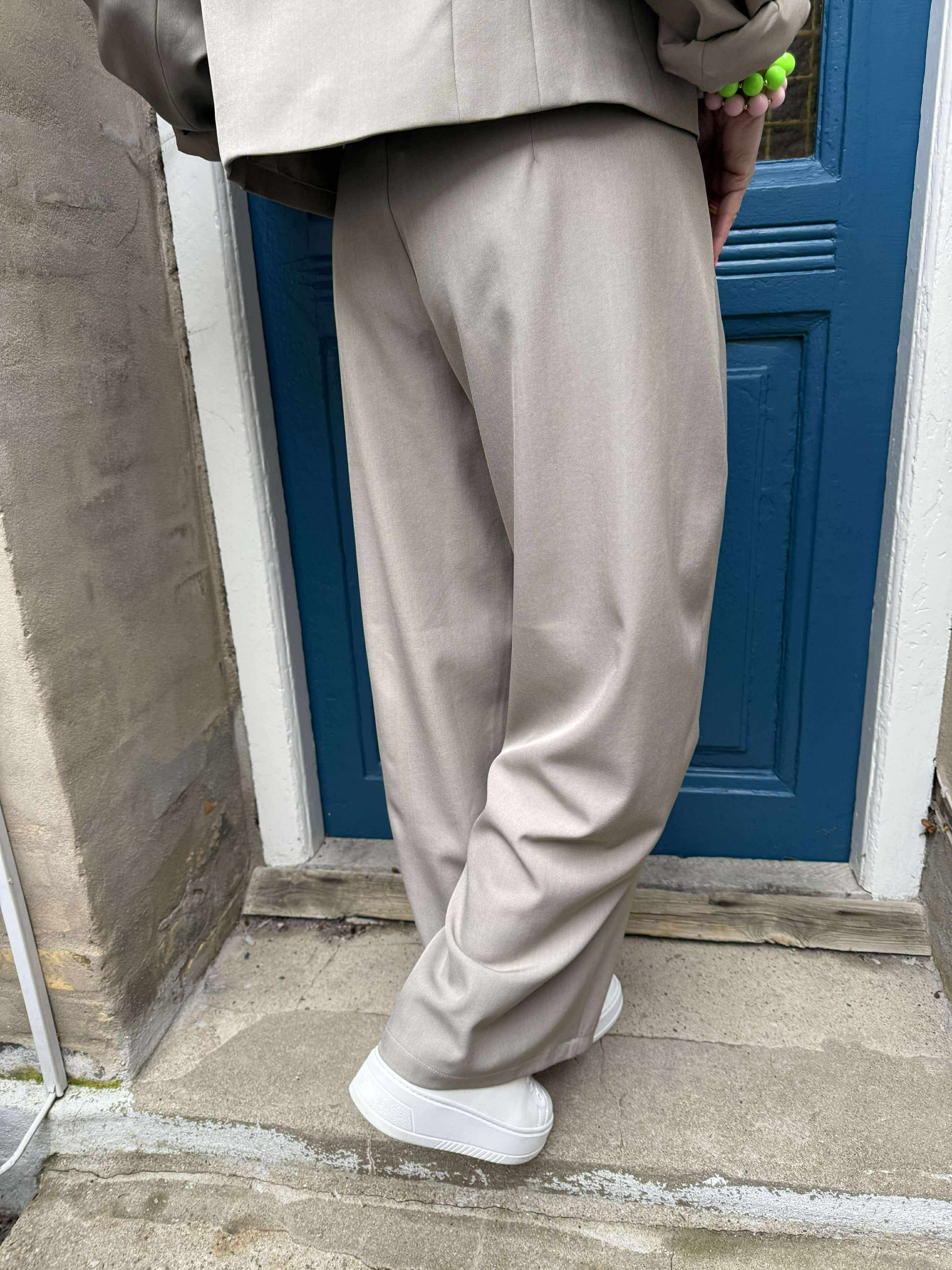 Massie Structure Pants - Warm Grey