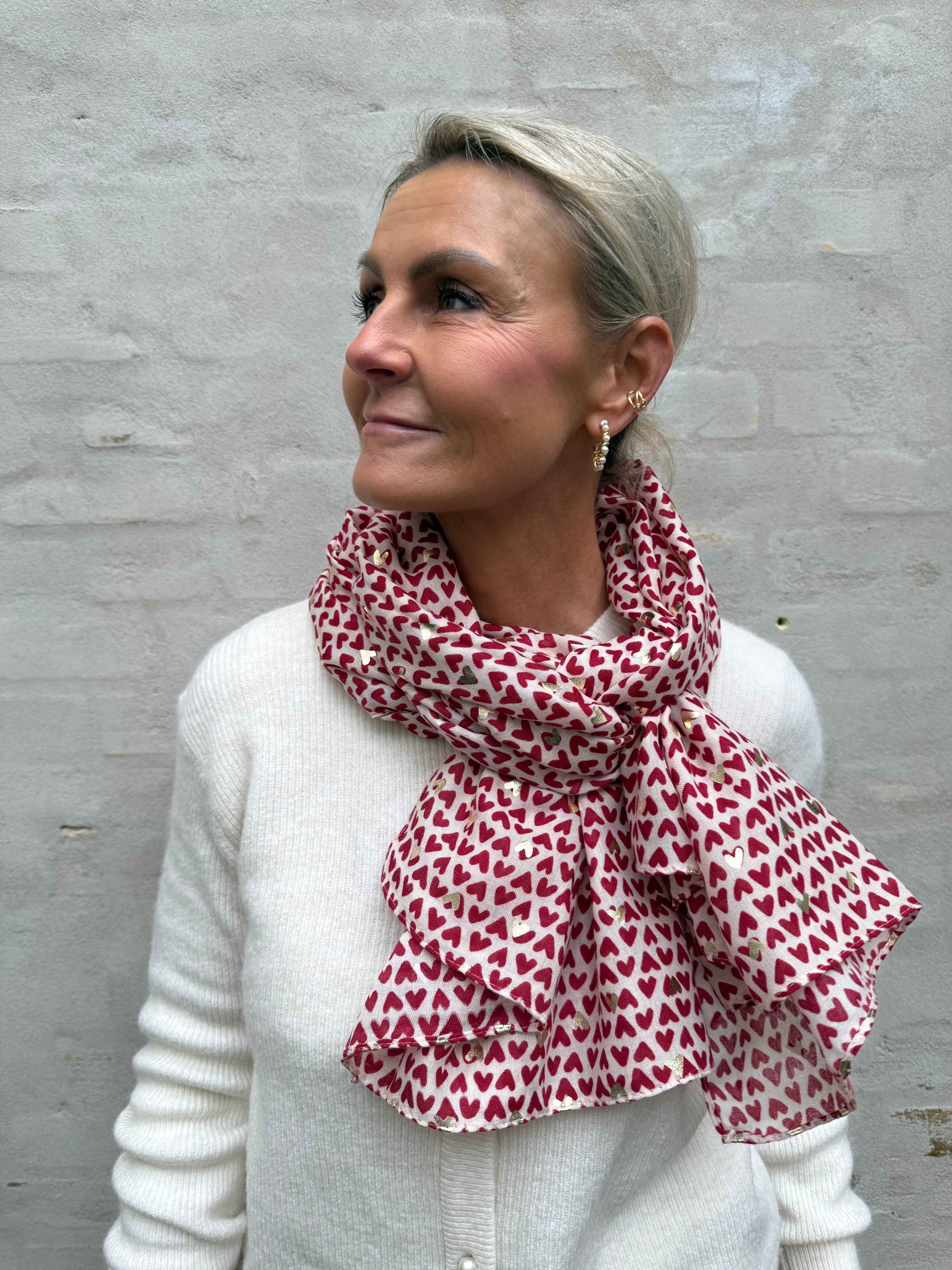 Small Heart Scarf - Red