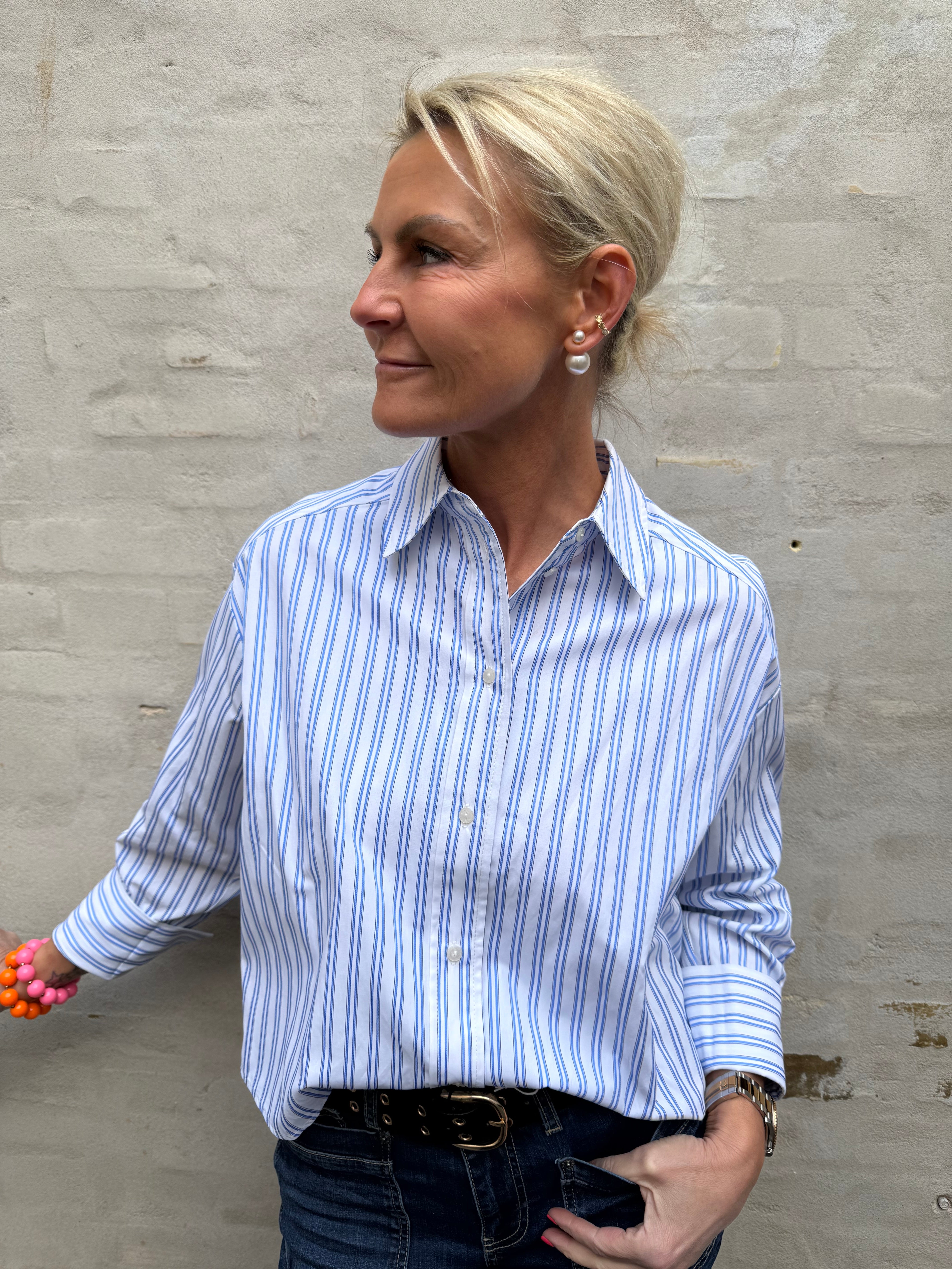 DevinCC Stripe Tie Shirt - Blue