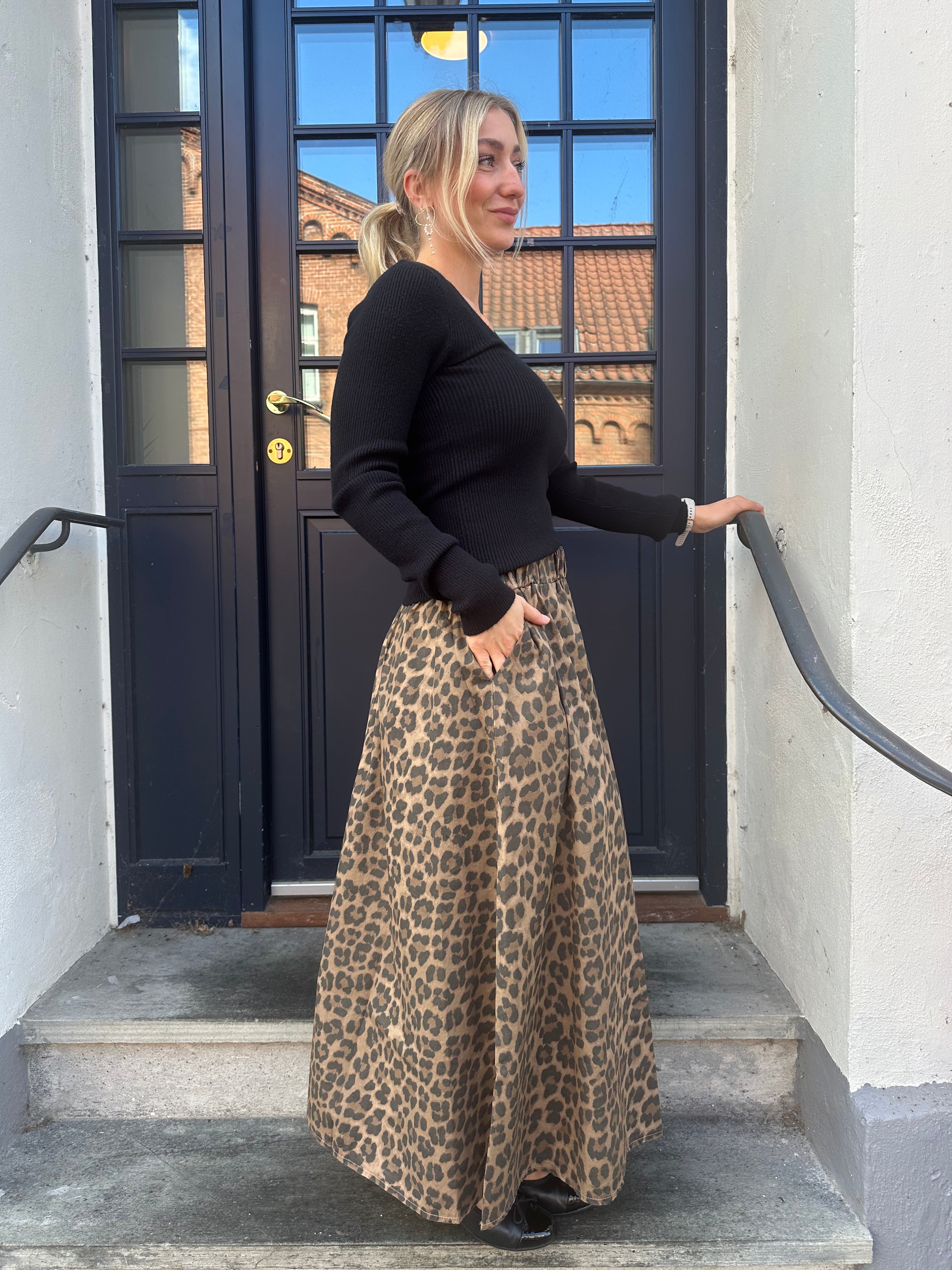 Abbie leo skirt