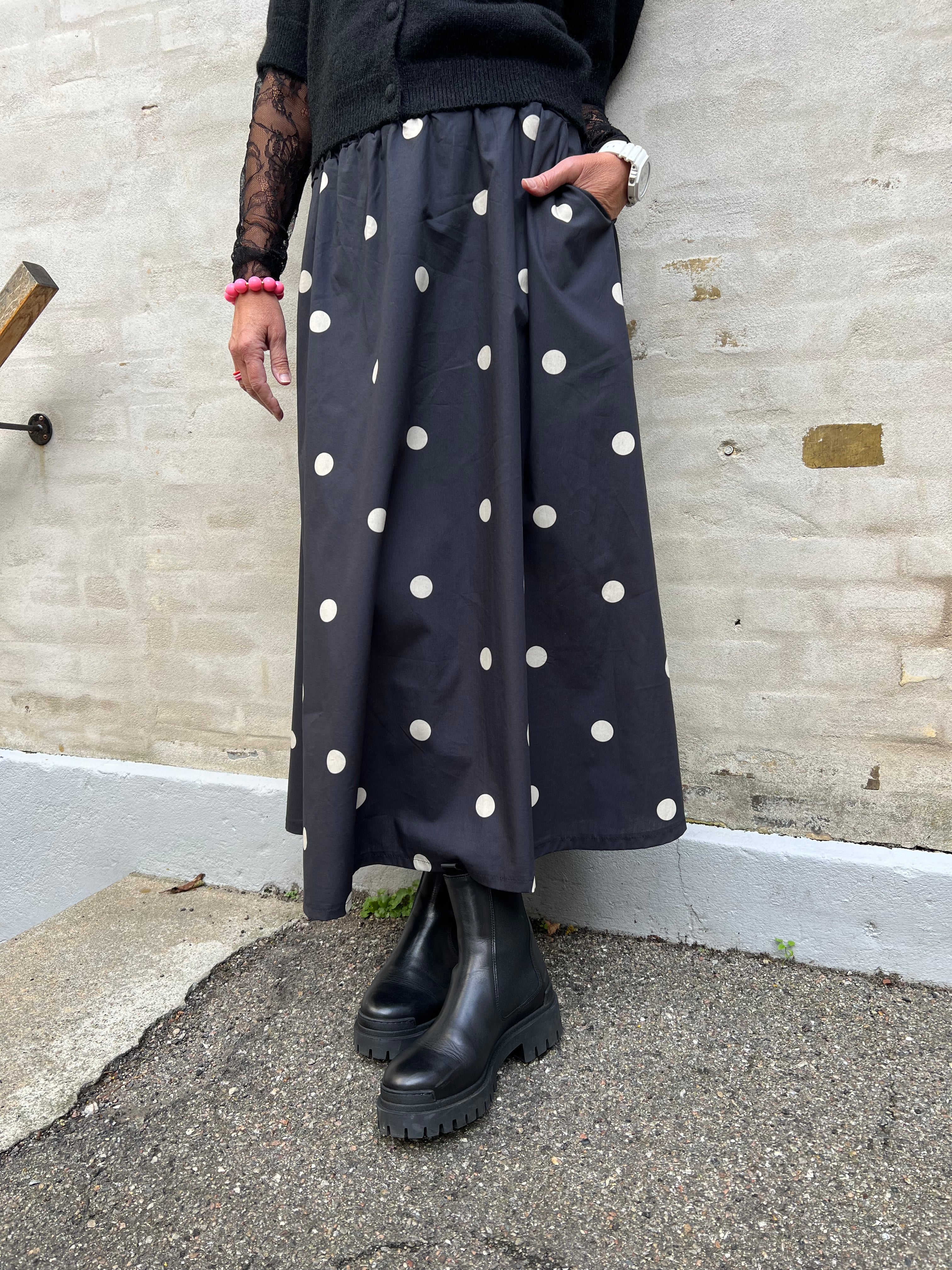 ABBIE Skirt - Black Dot