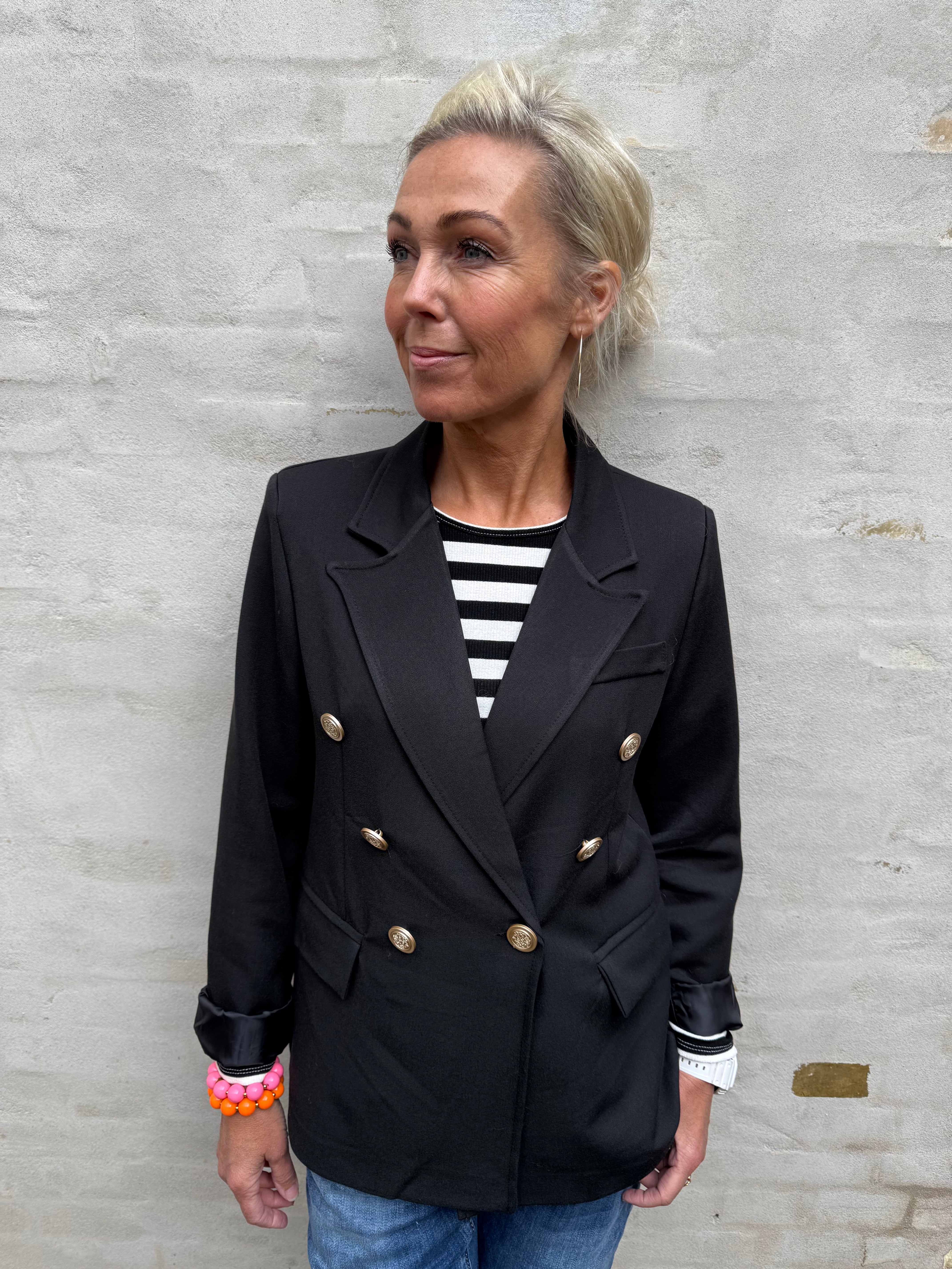 Topaz Blazer - Black