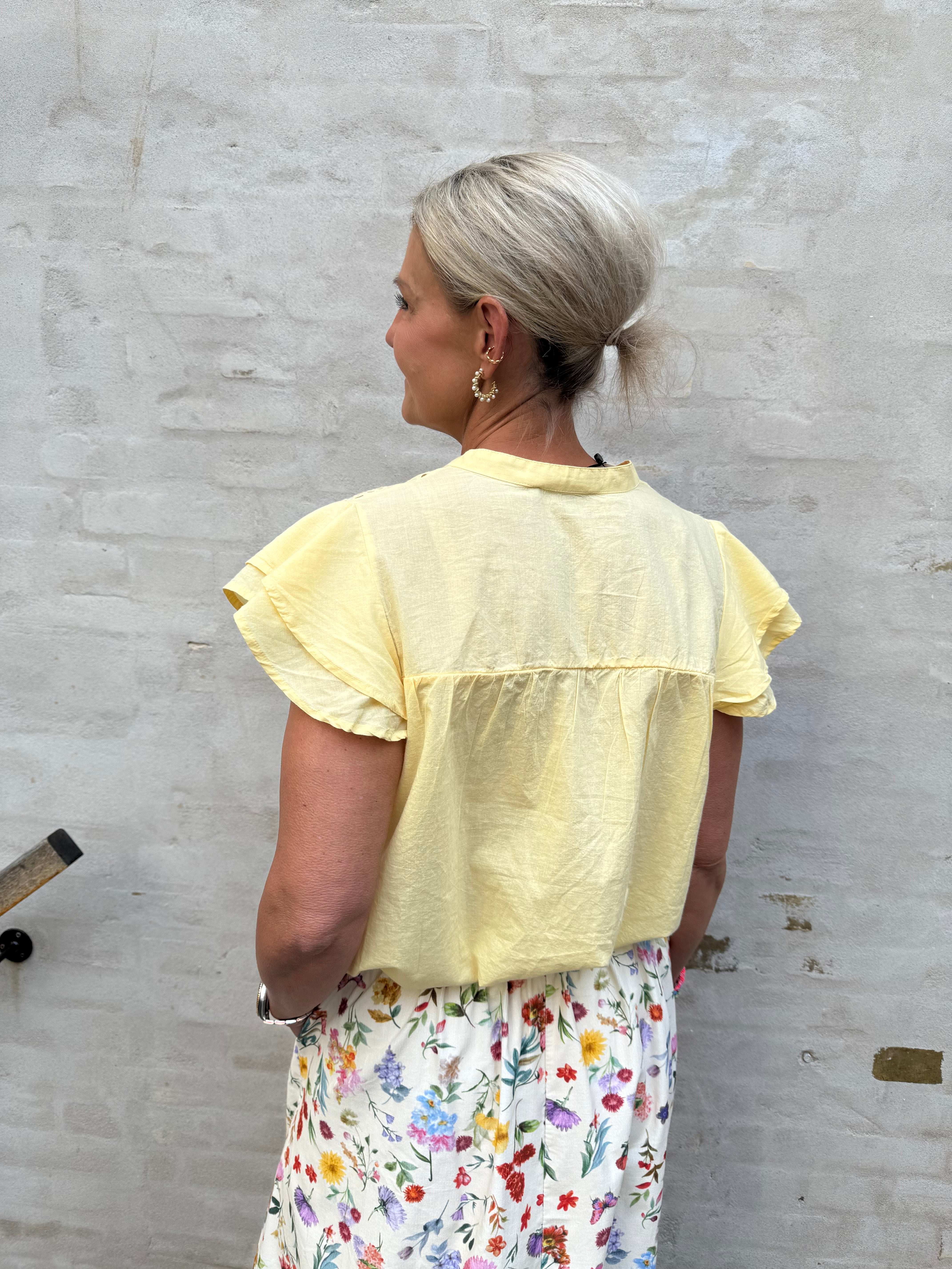Christel Solid Top - Light Yellow