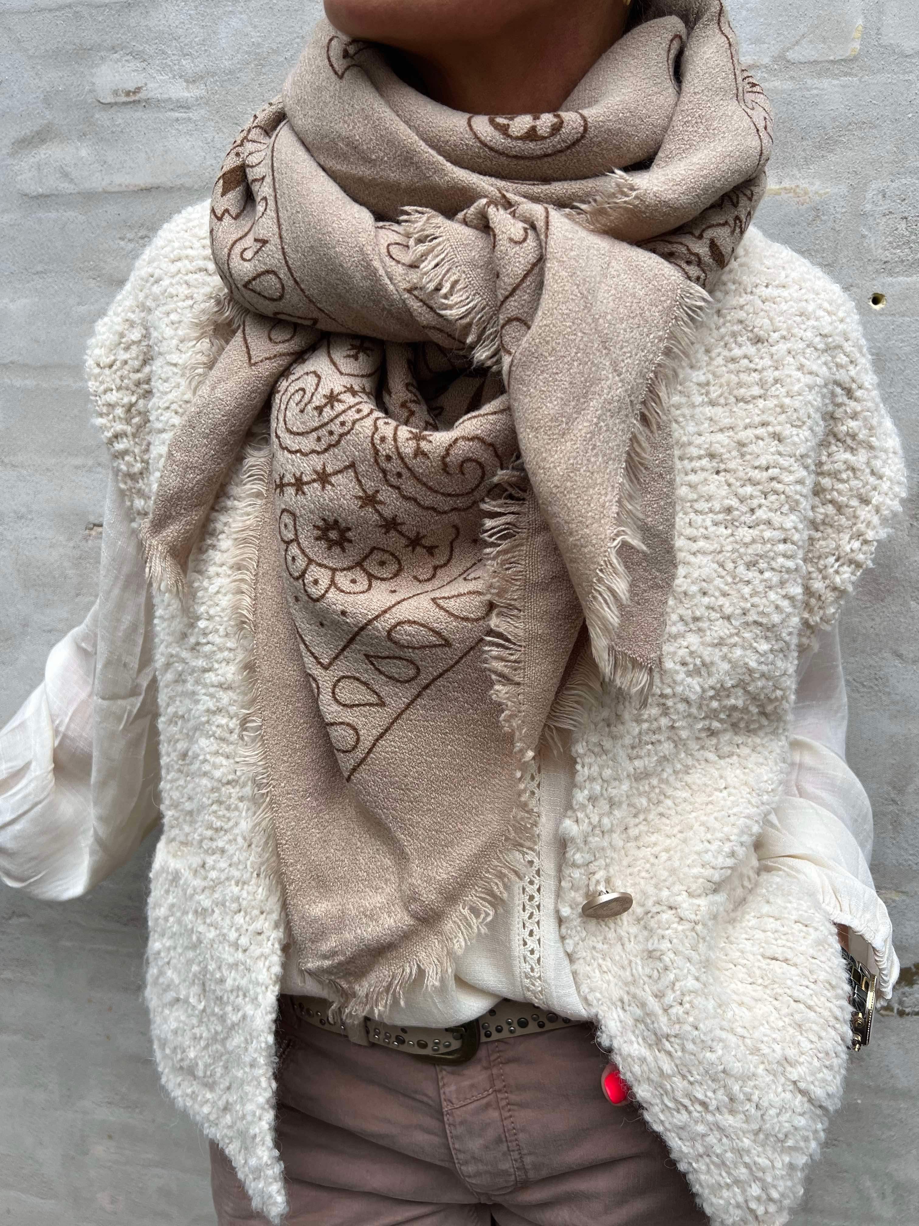 Rini scarf taupe