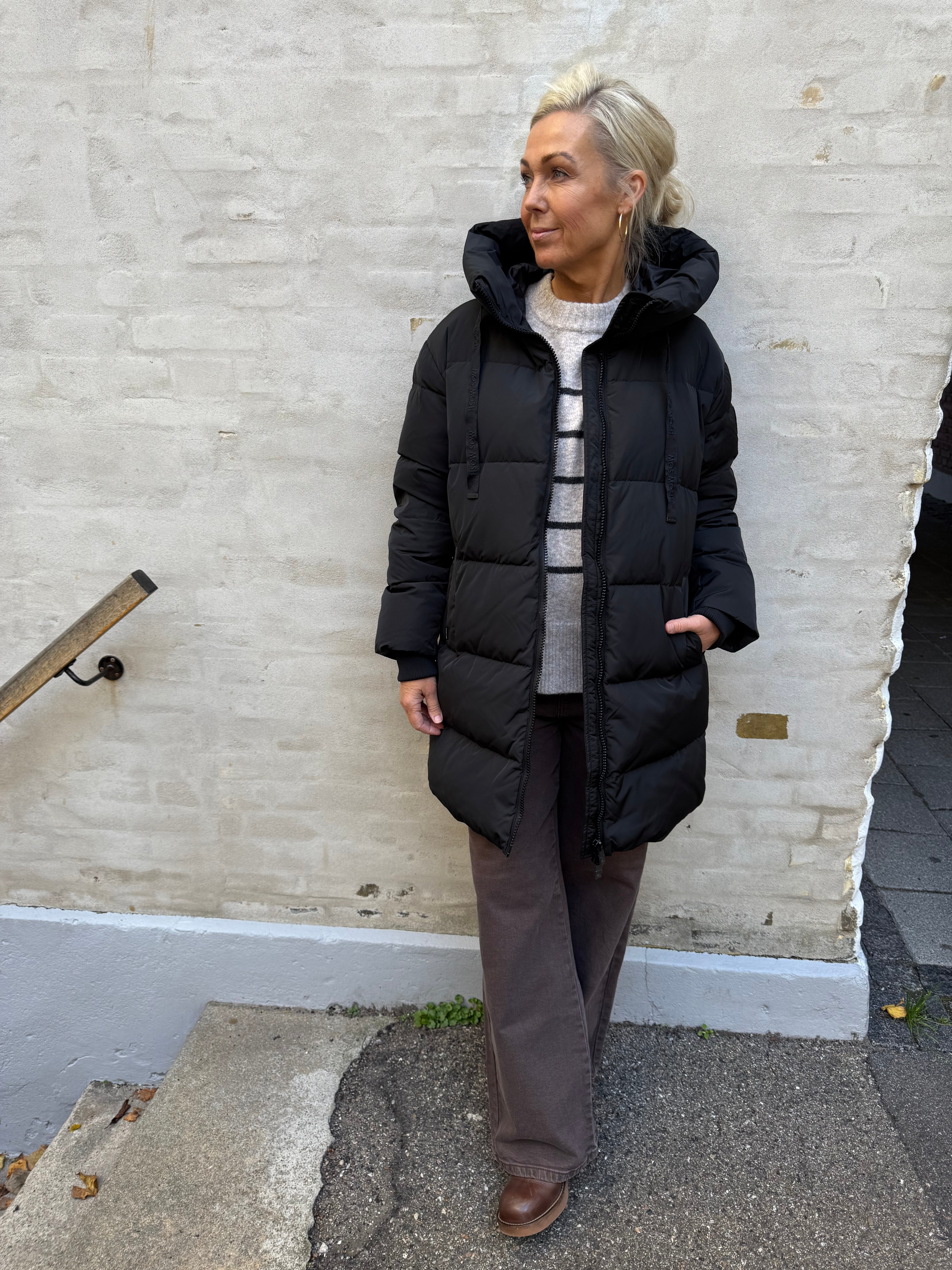 Nova Avon Down Jacket - Black