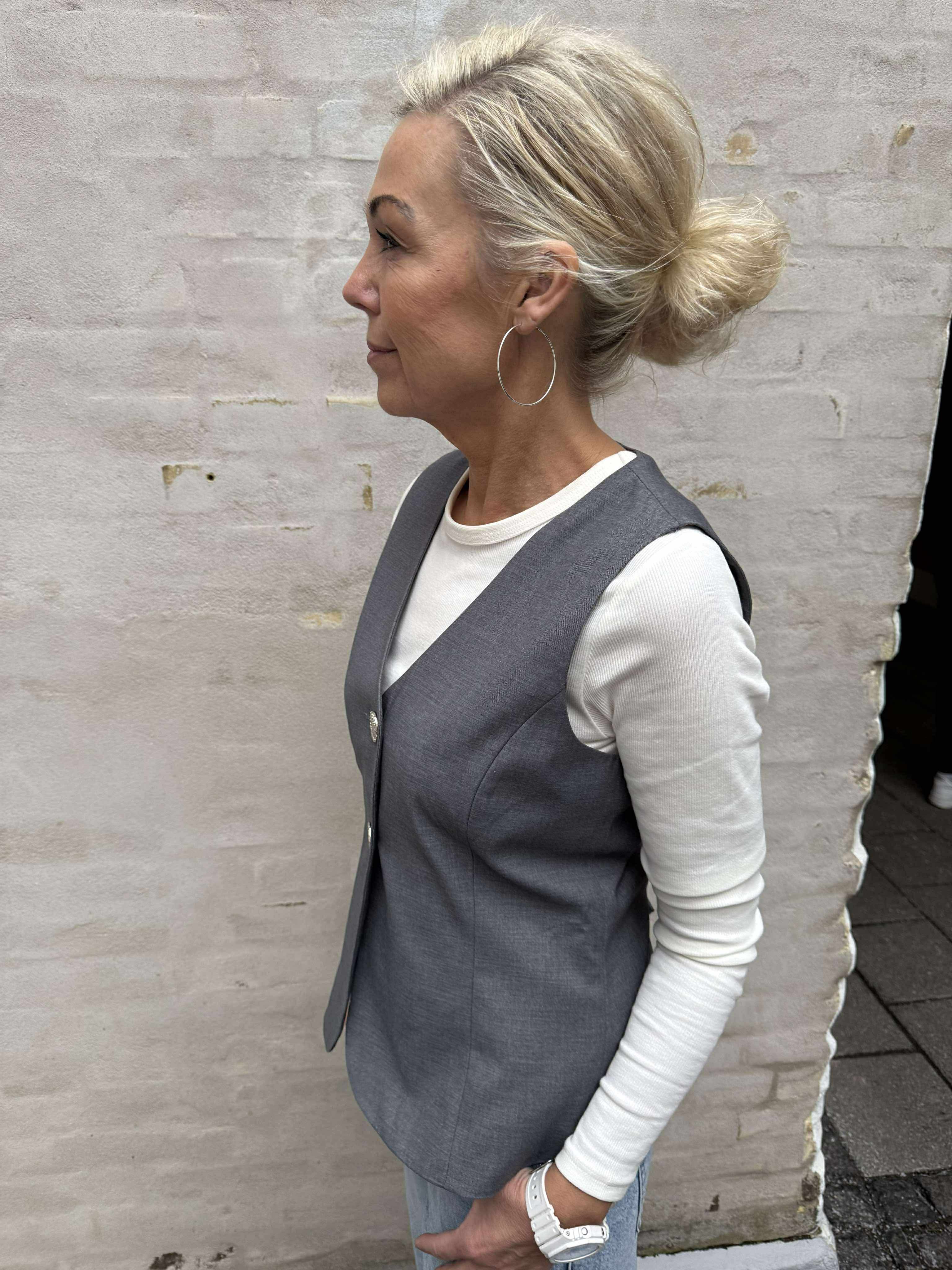 LiamCC Curve Vest - Grey