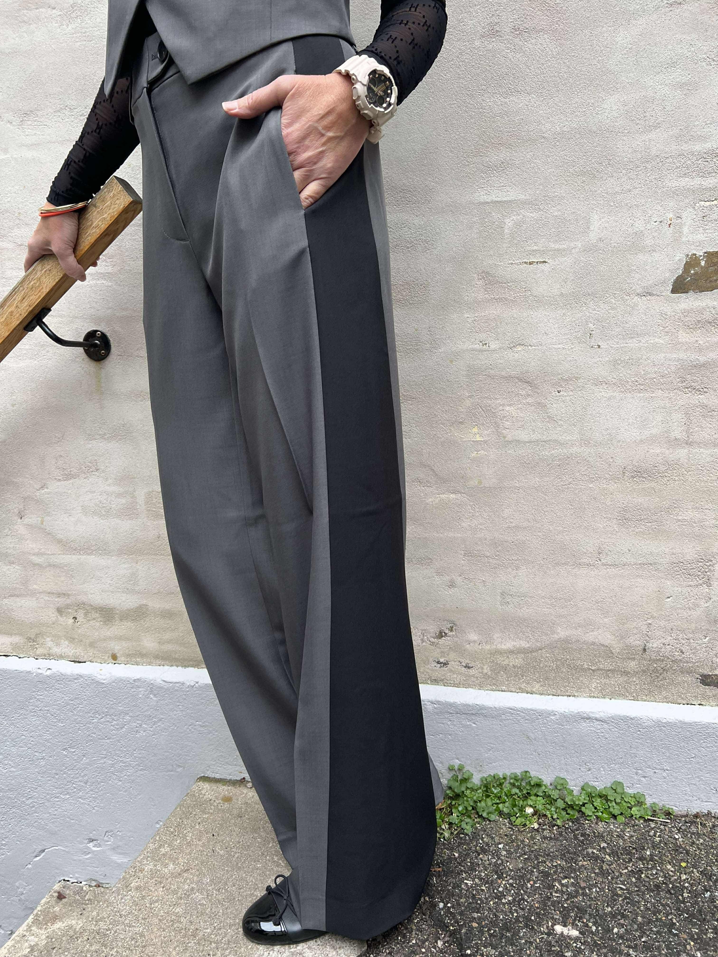 Liane panel wide pant dark grey