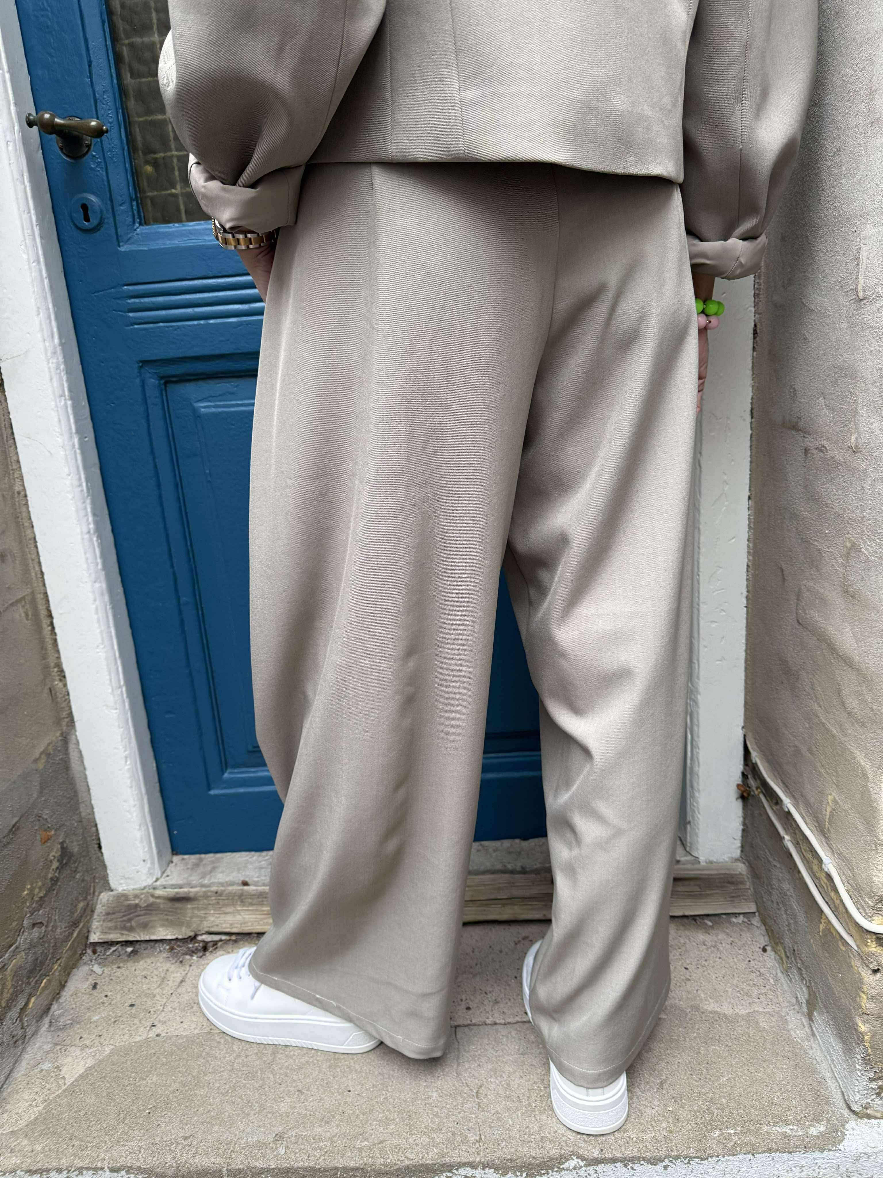 Massie Structure Pants - Warm Grey