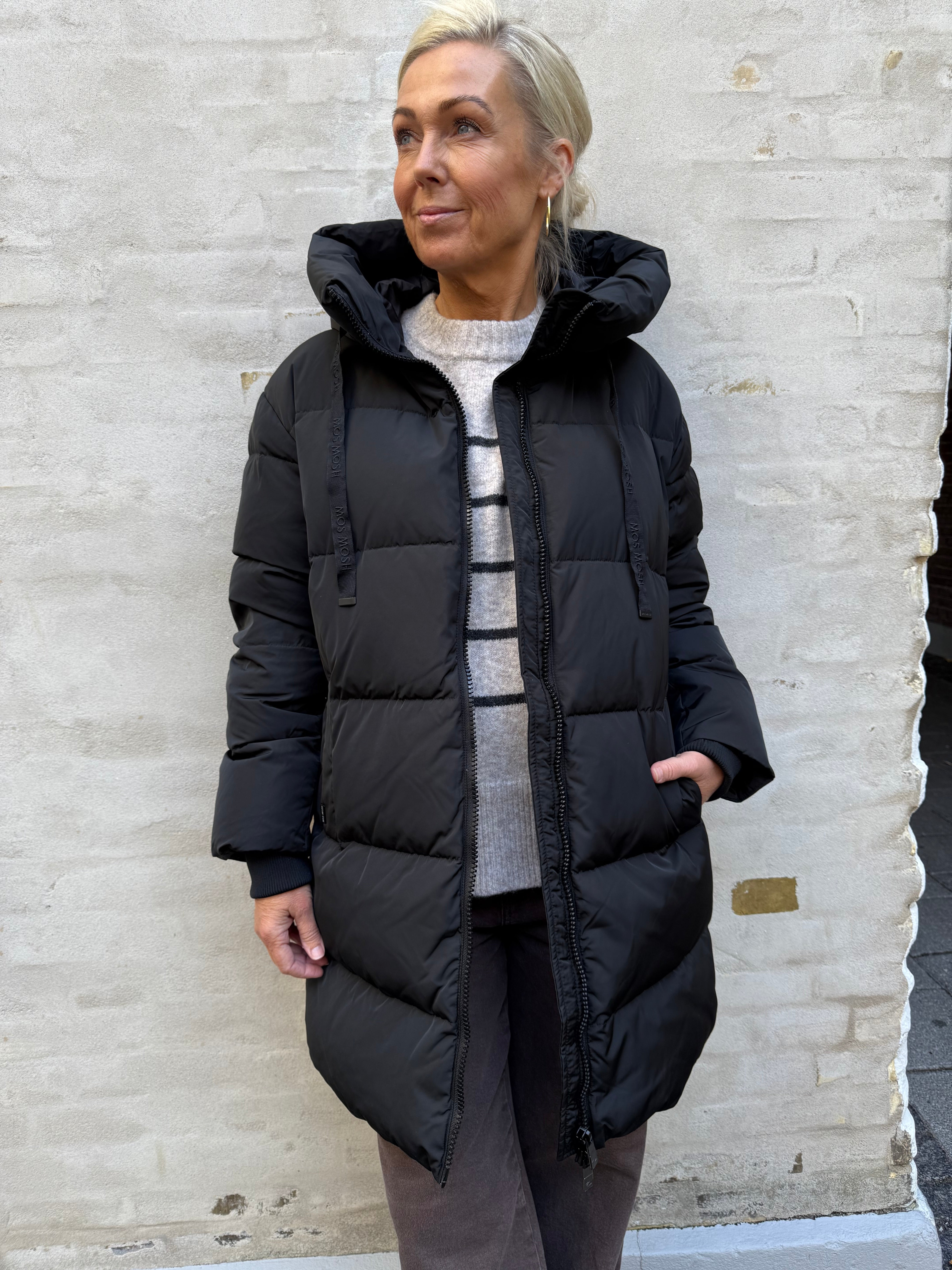 Nova Avon Down Jacket - Black