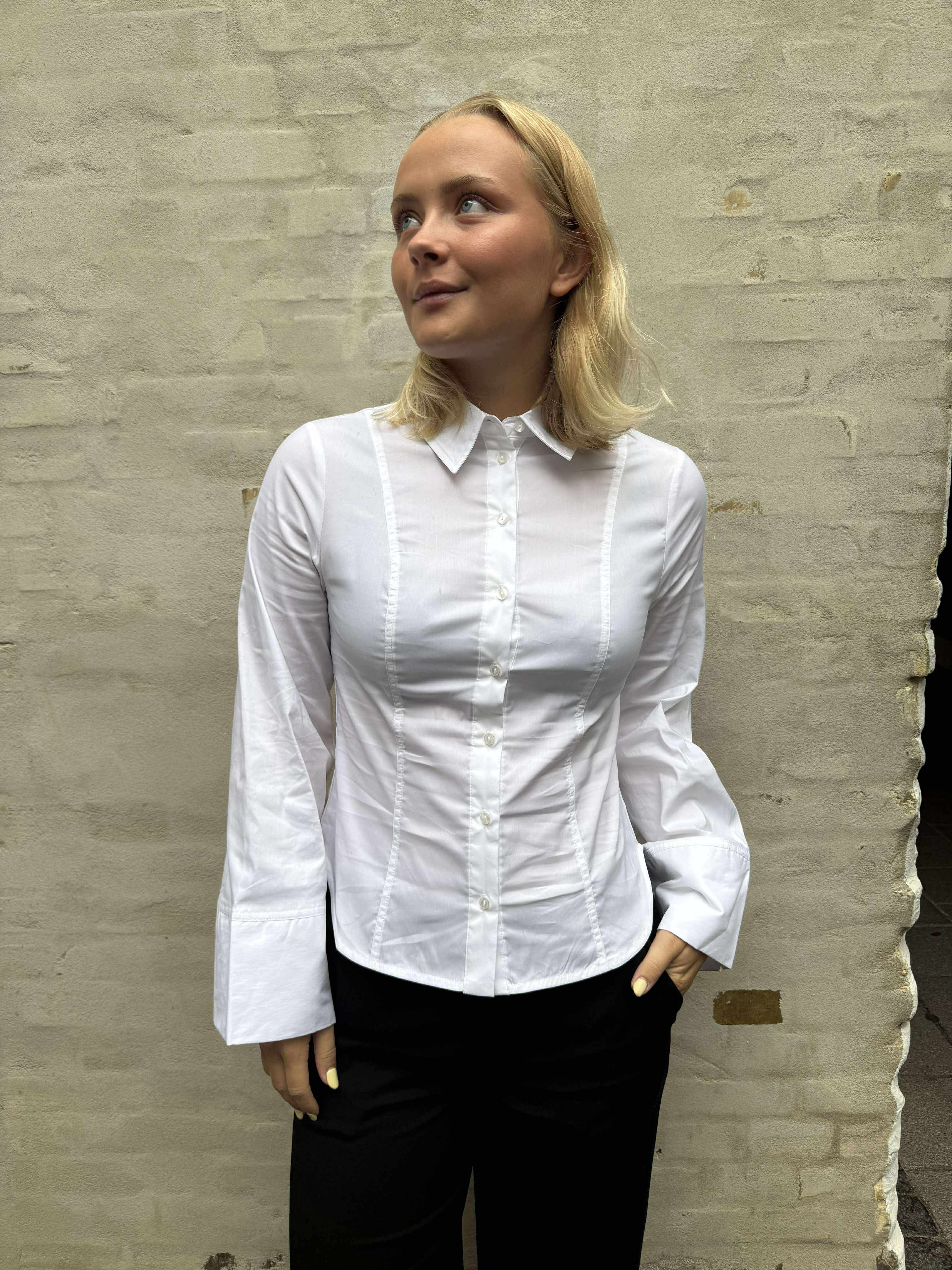 Sannacc Bell Sleeve Shirt White