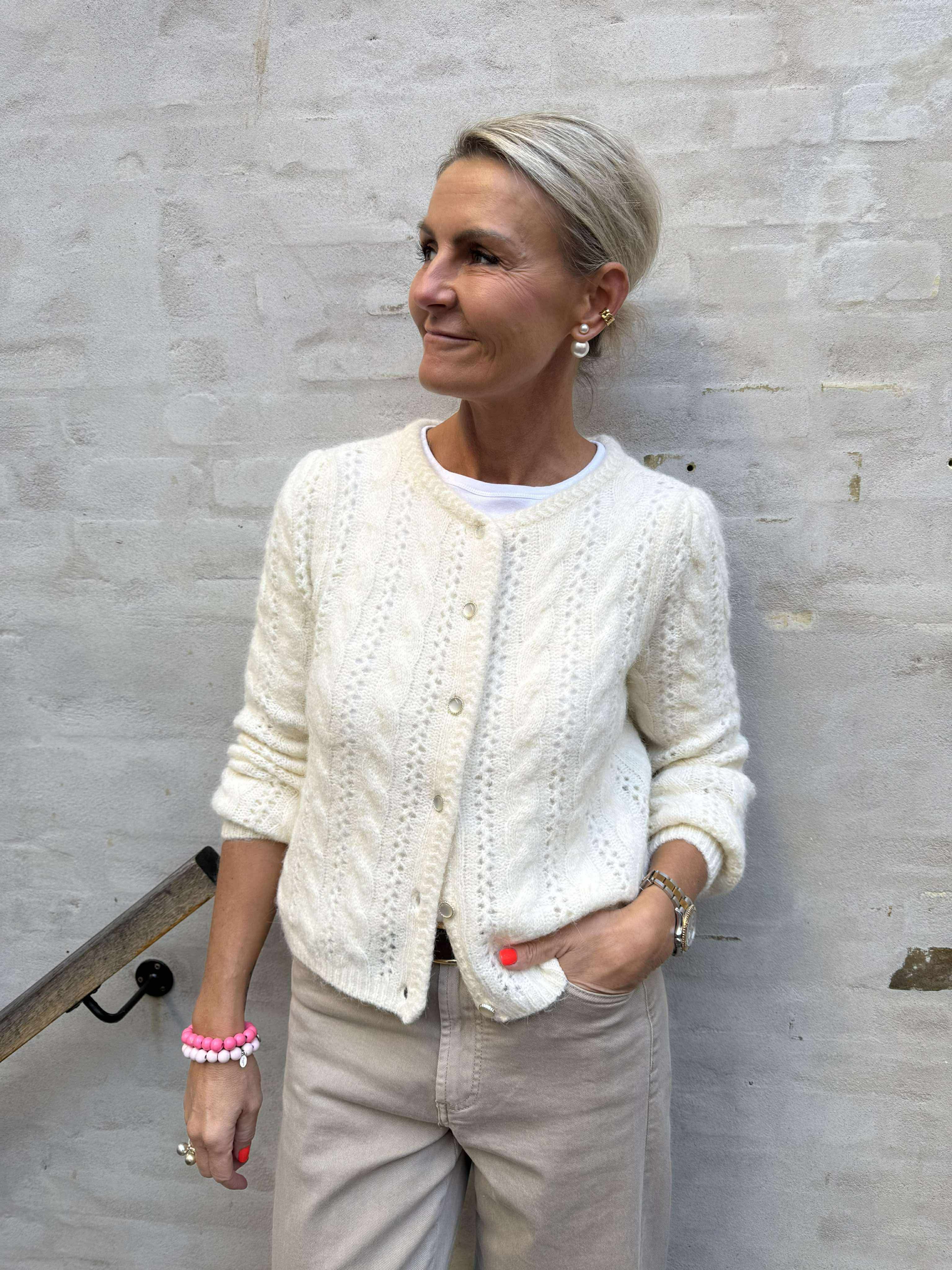 GABRIELLE LS O-NECK CARDIGAN - Birch W. DTM BUTTON