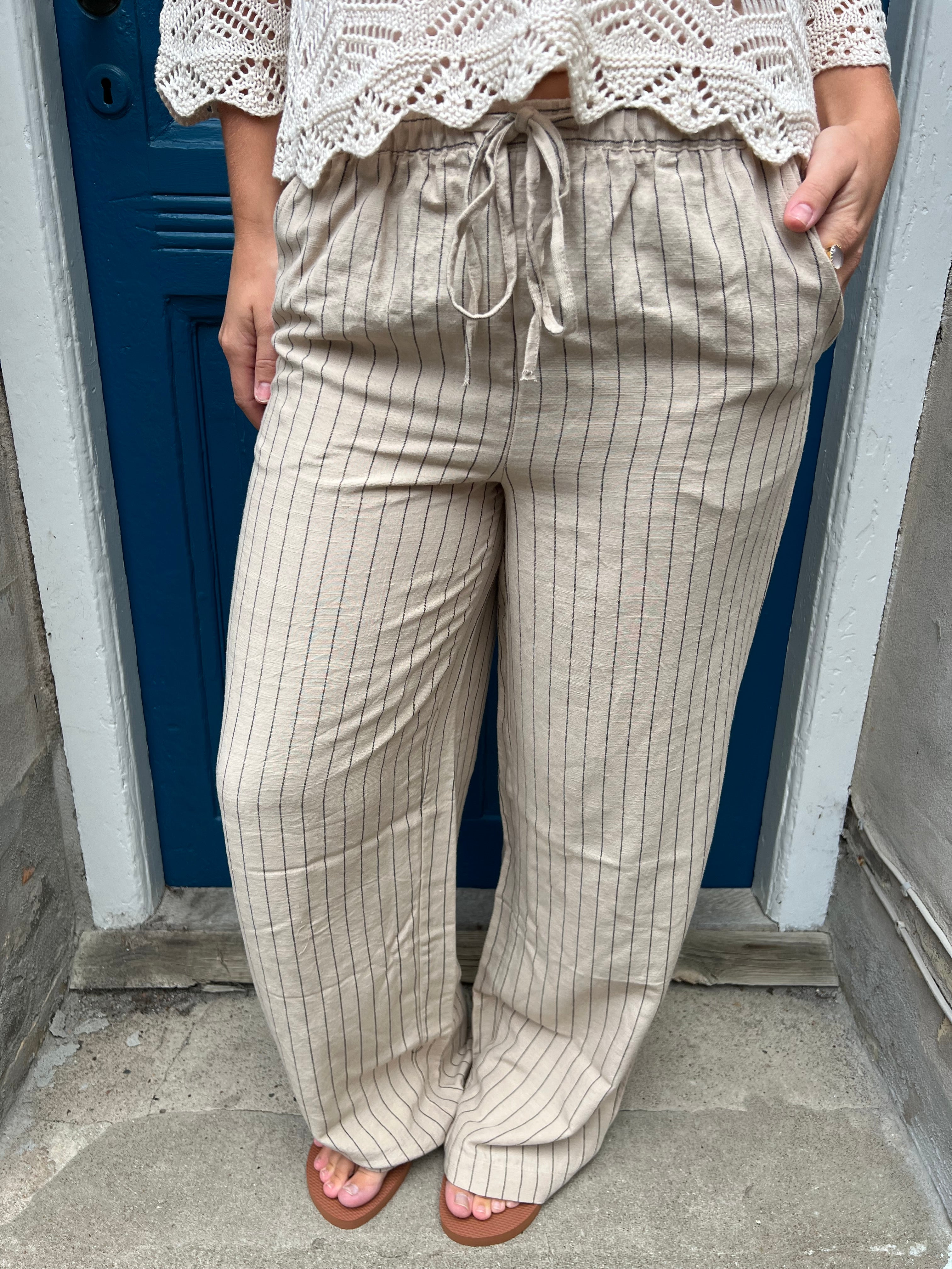 Caya Linen Pant Sandshell Black