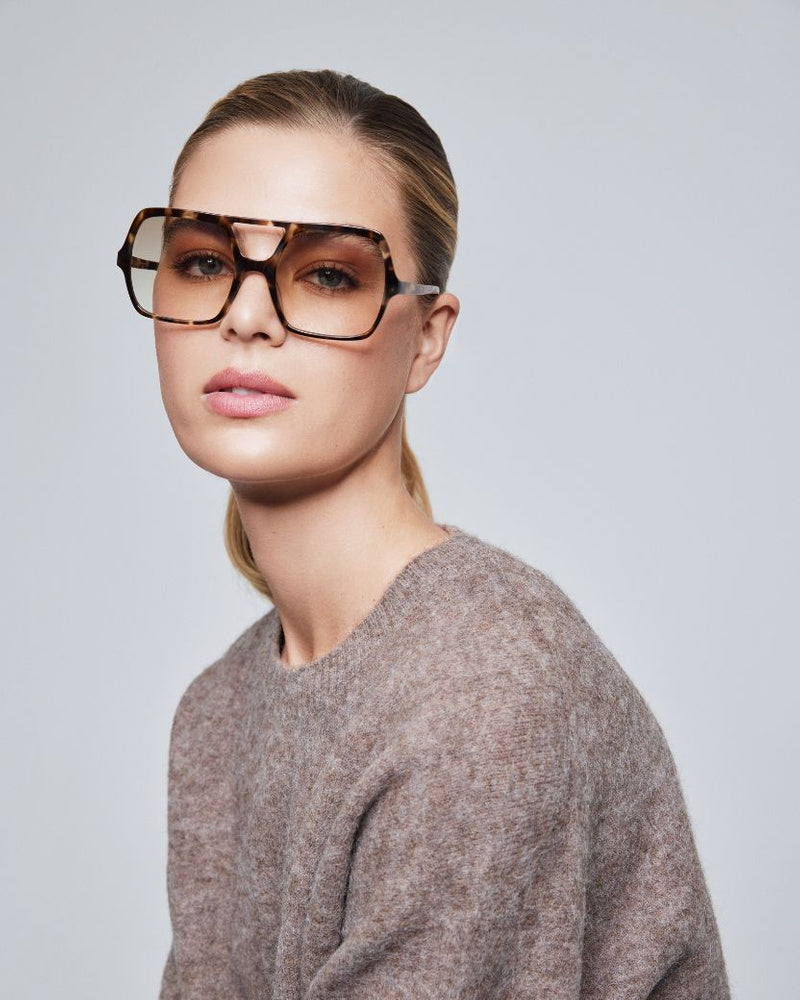 Lilly turtle brown sunglasses