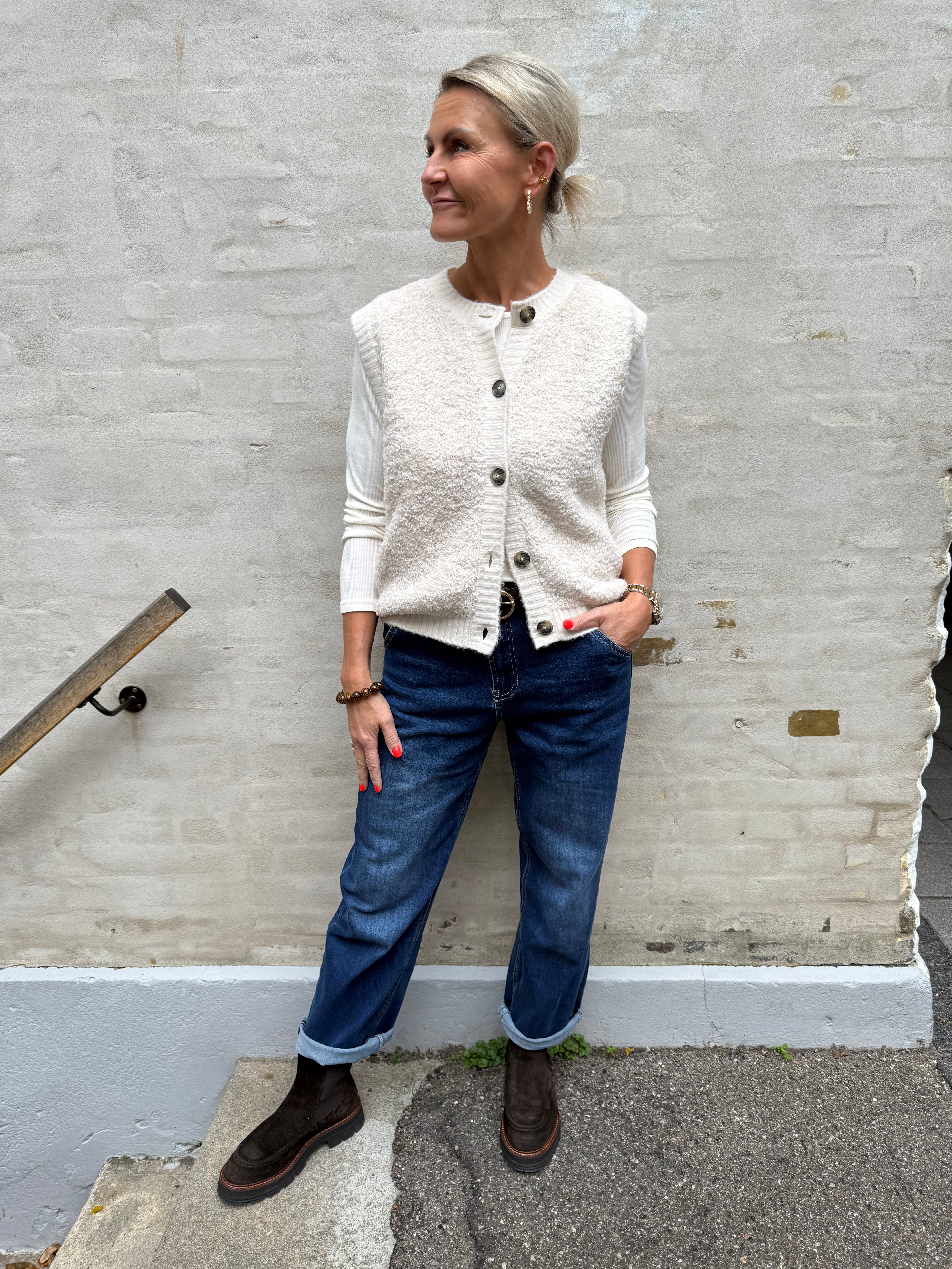 EIRA LIFE S/L ON BUTTON VEST - Birch