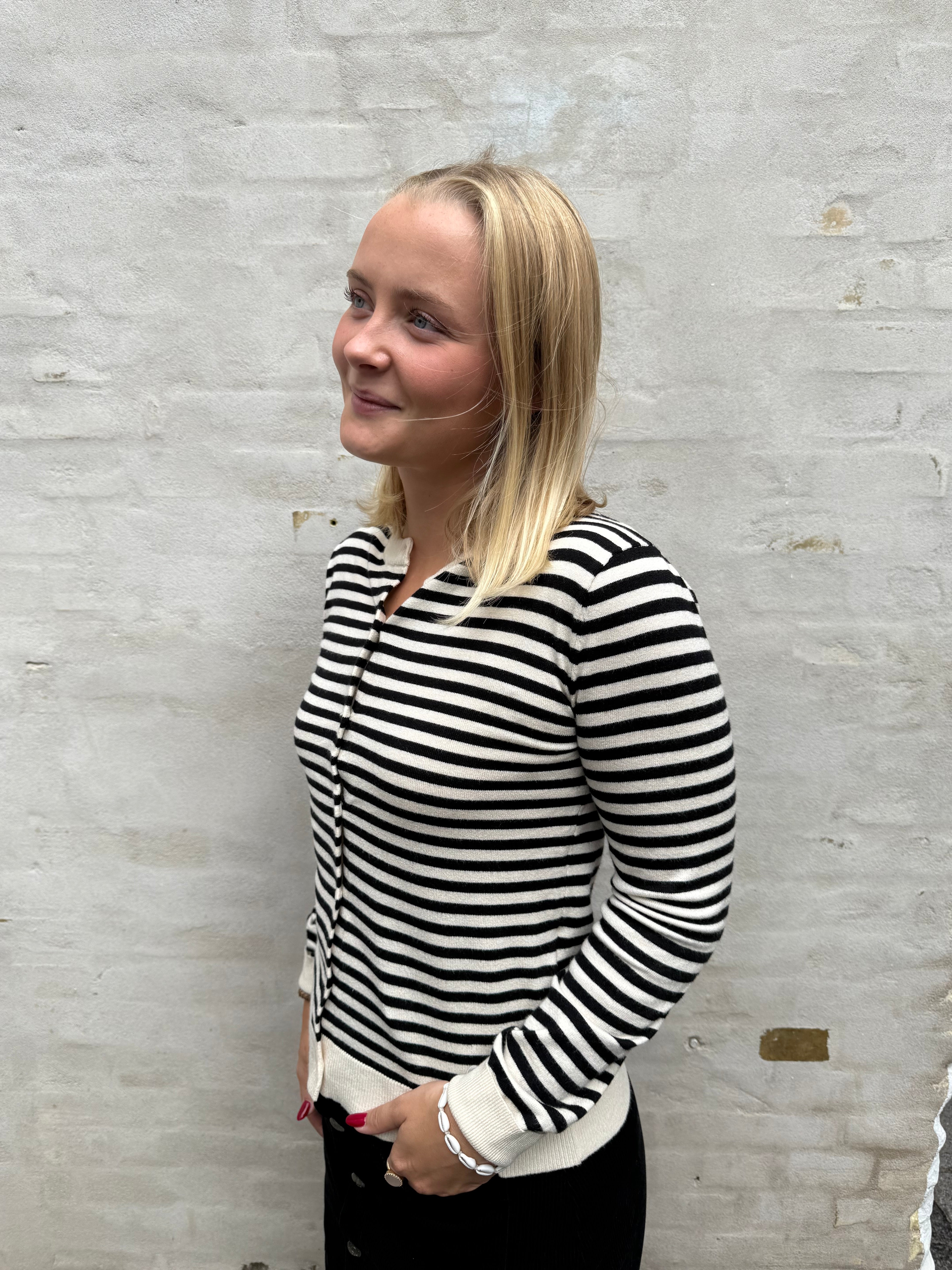 NORA O-NECK KNIT CARDIGAN - Birch/Black