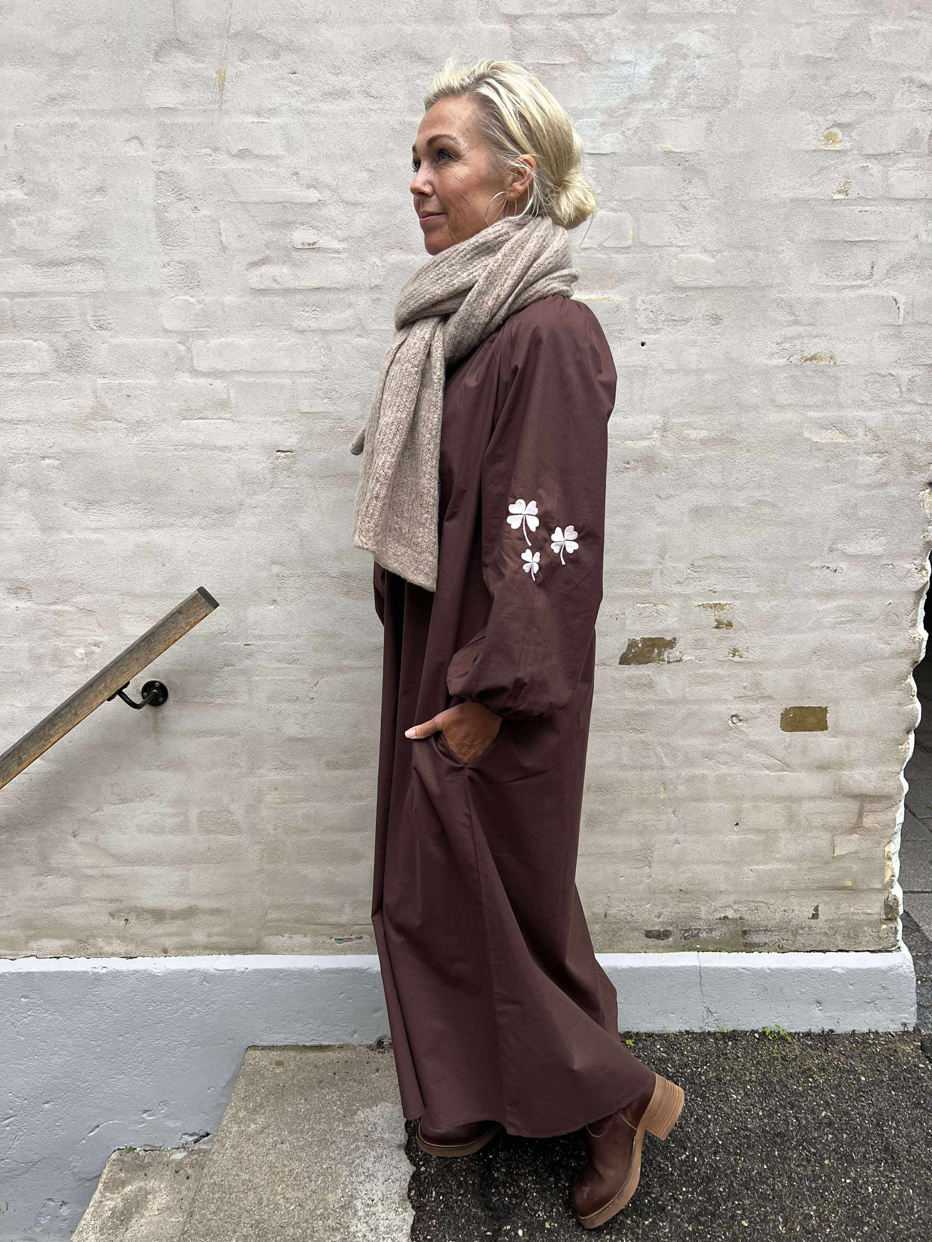 The good luck dress - Chocolate brown