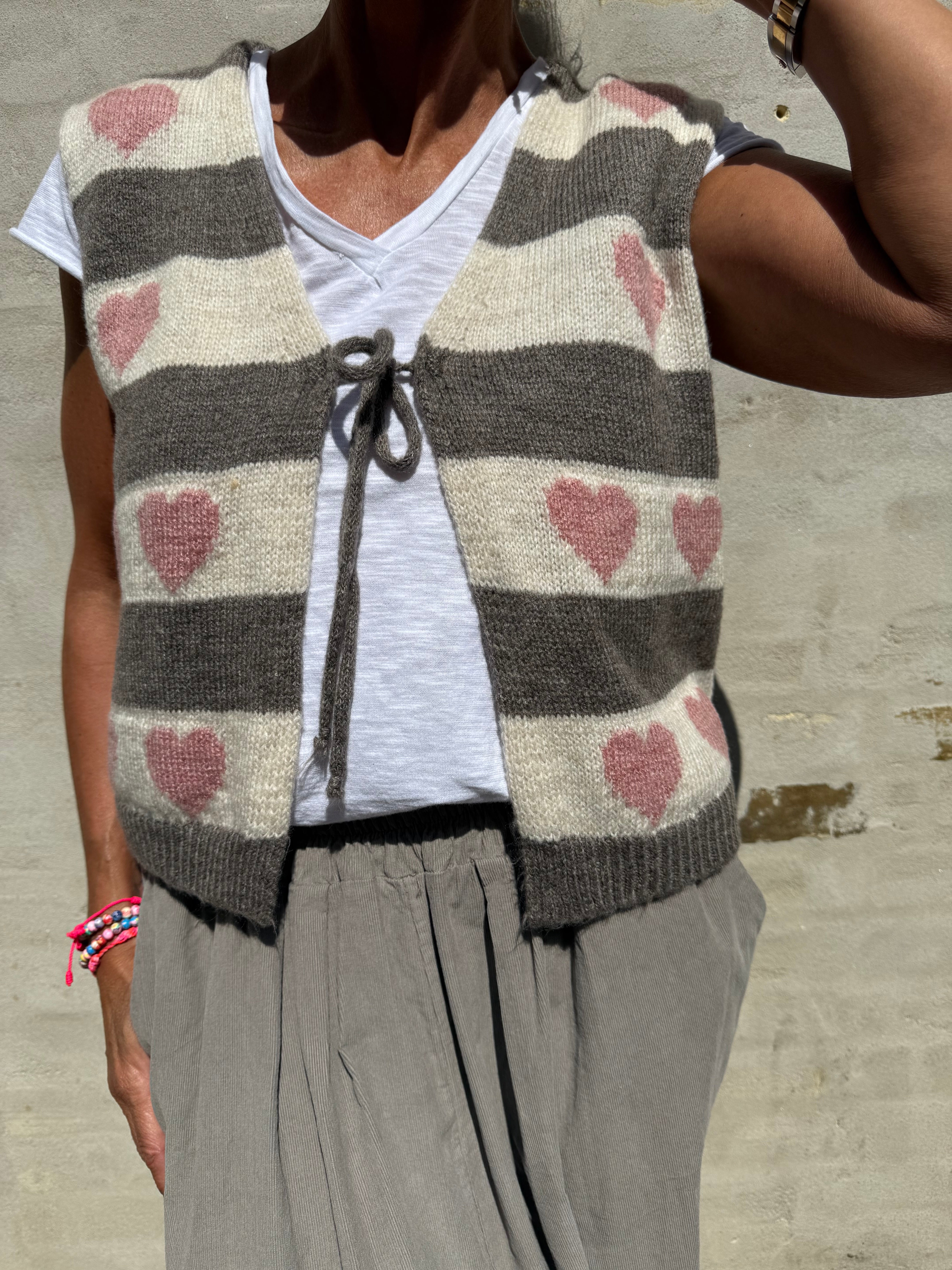 PREORDER Phoenix Knit Vest - Old Rose