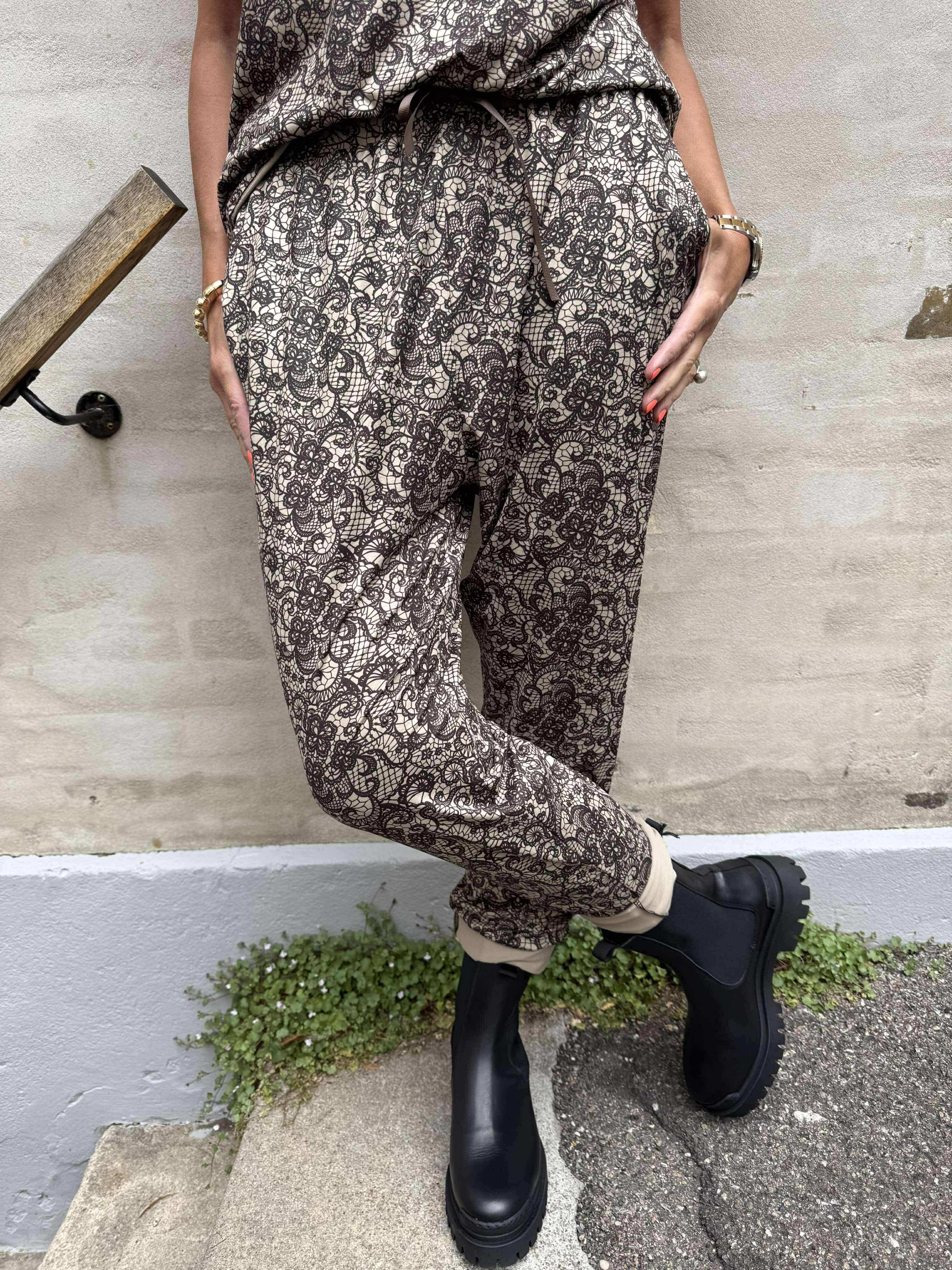 Alma Pants - Mocca Brown Lace