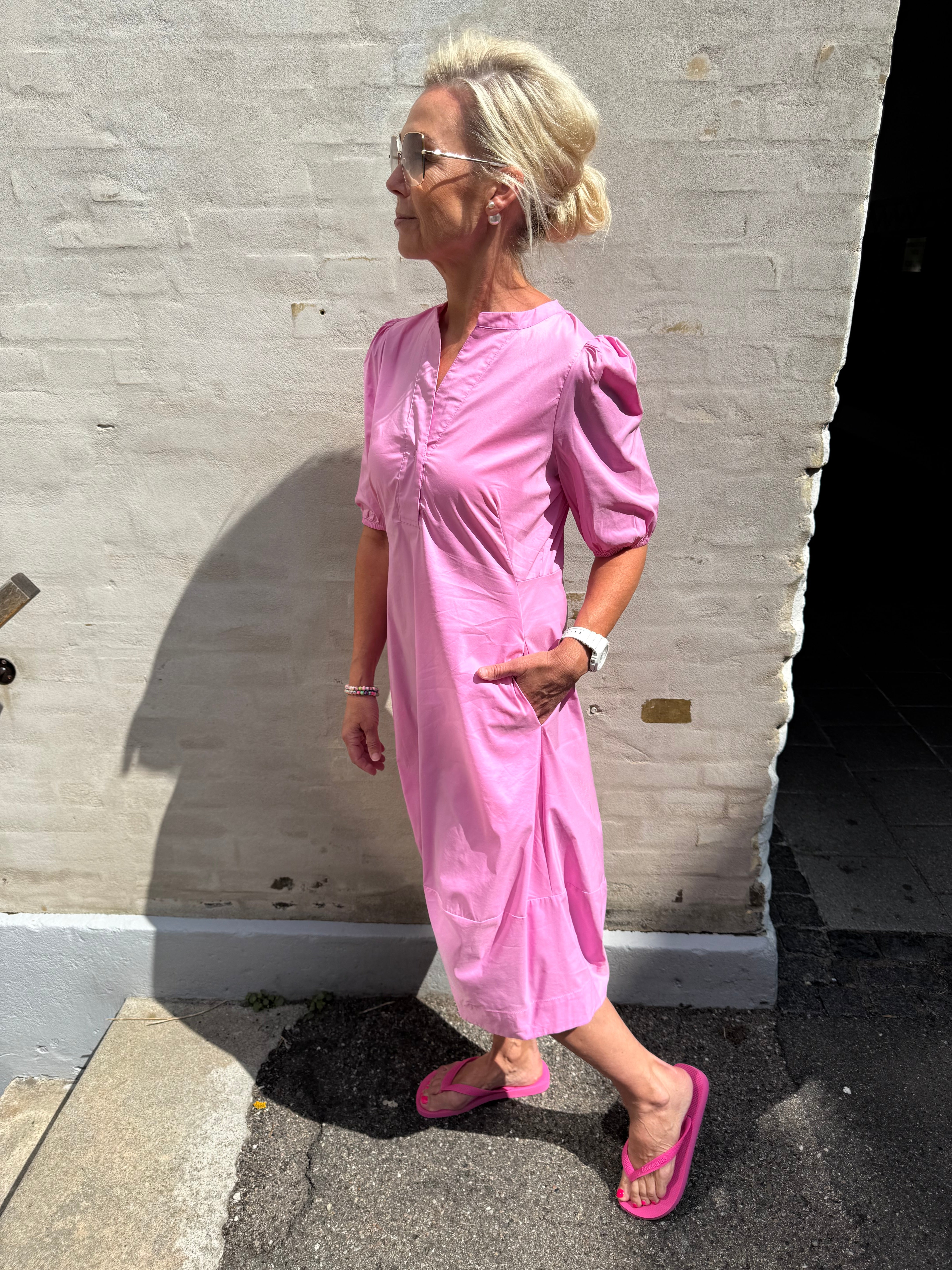 Antoinett SS Placket Dress - Fuchsia Pink