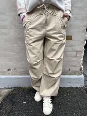 Carrie Pant - Sand