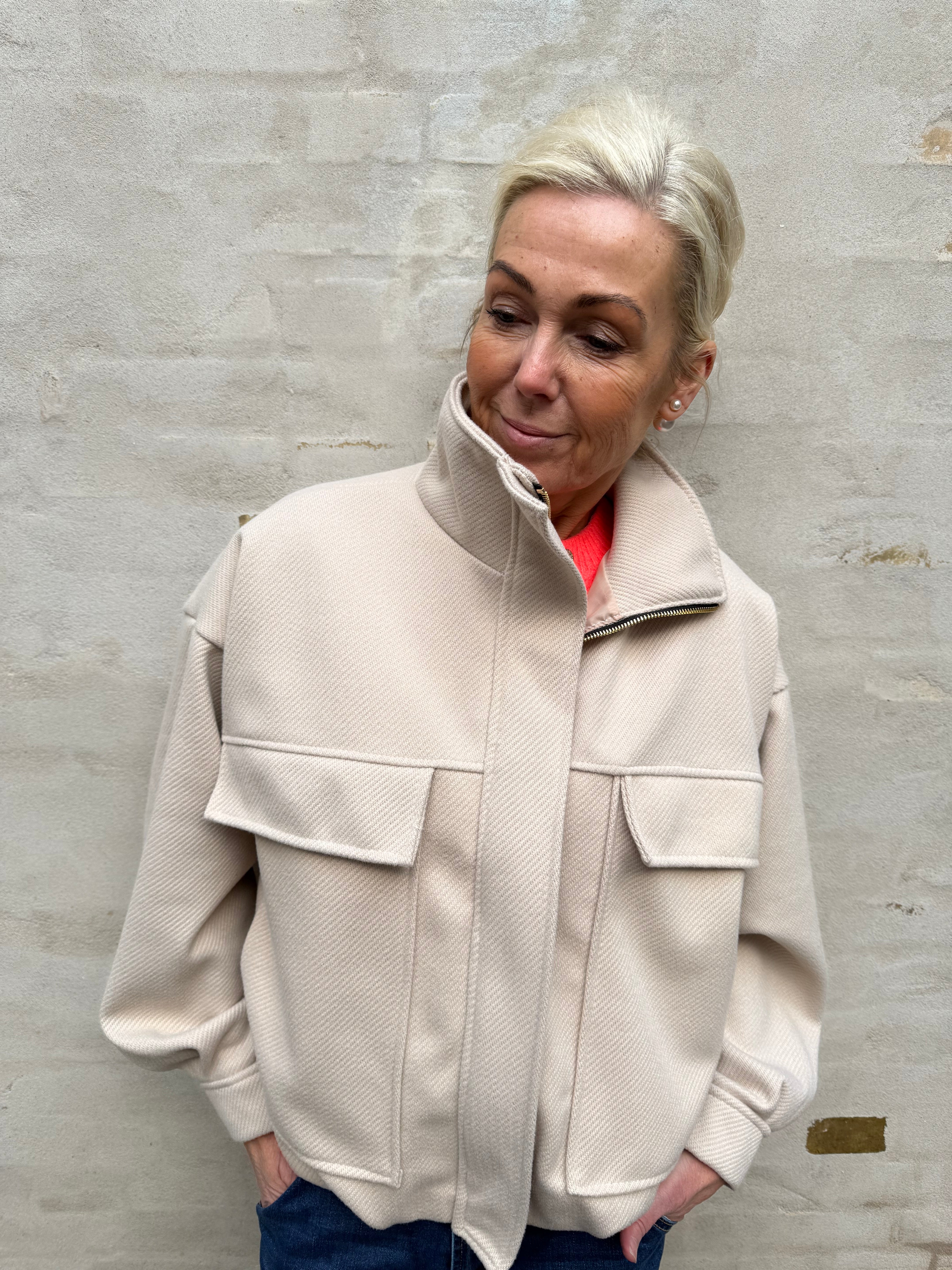 Lumi Jacket- Beige