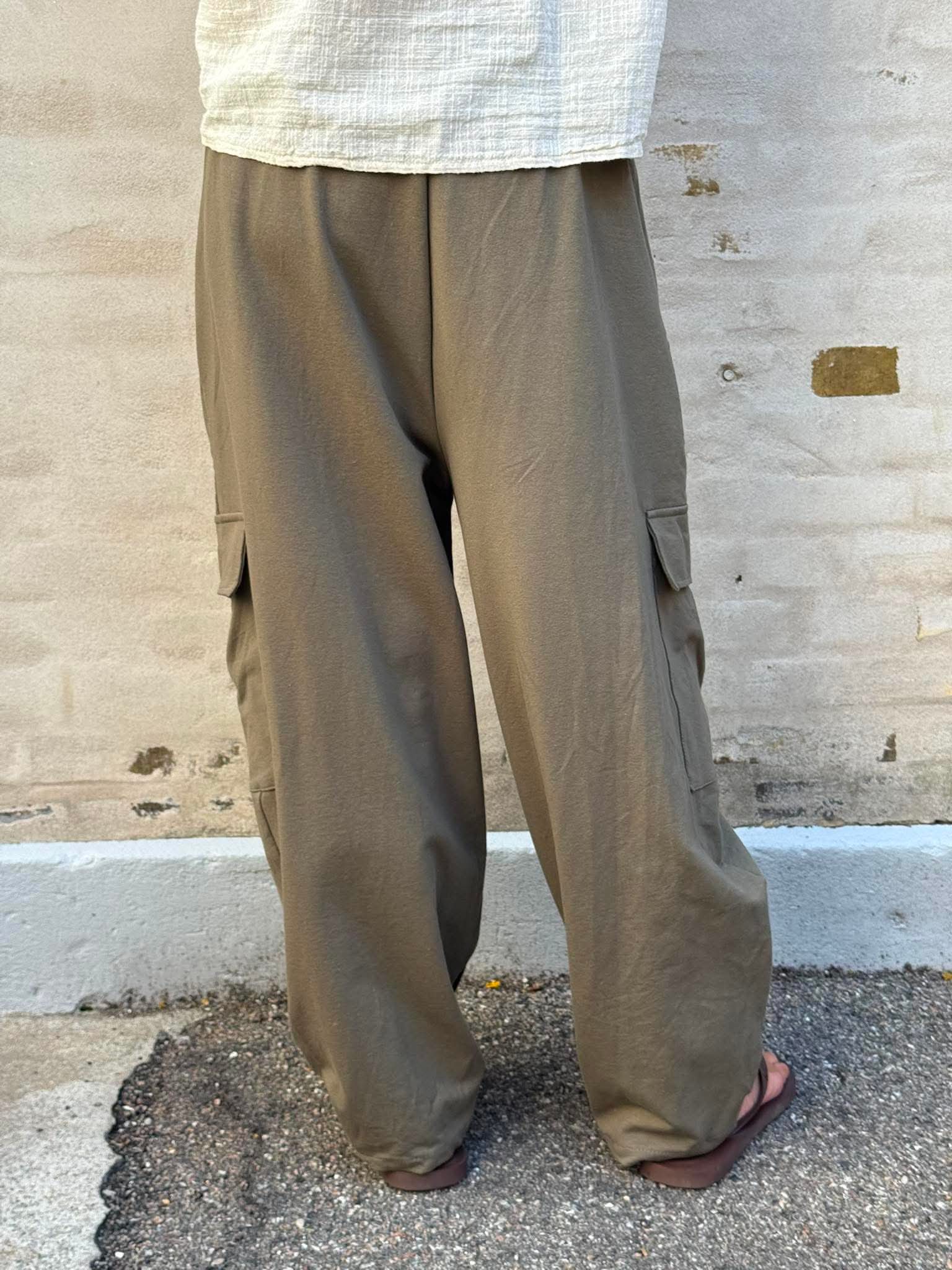 FÖRBESTÄLLNING-Amalfi Pants - Moro