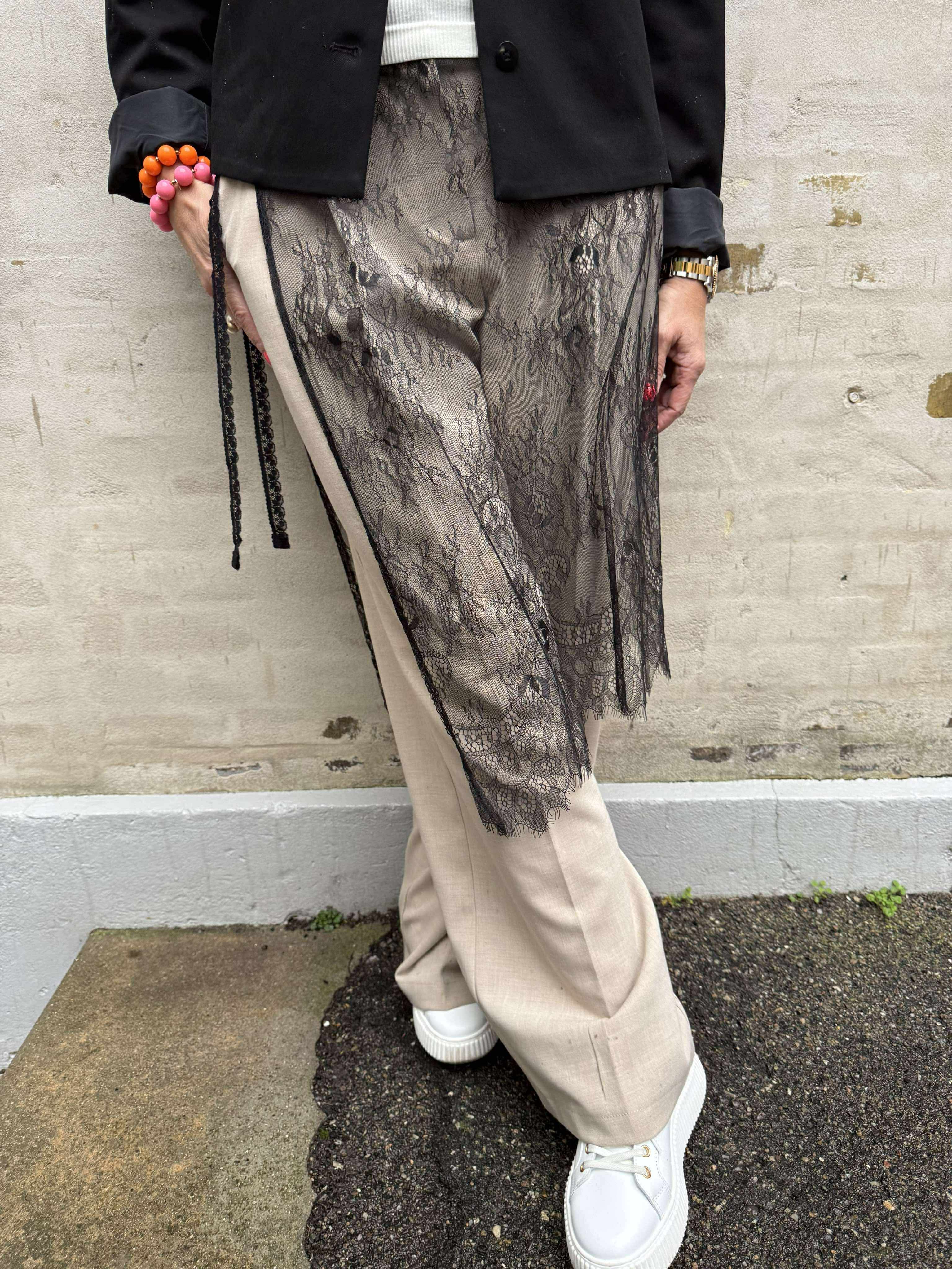 ORIANNA lace tie skirt - Black