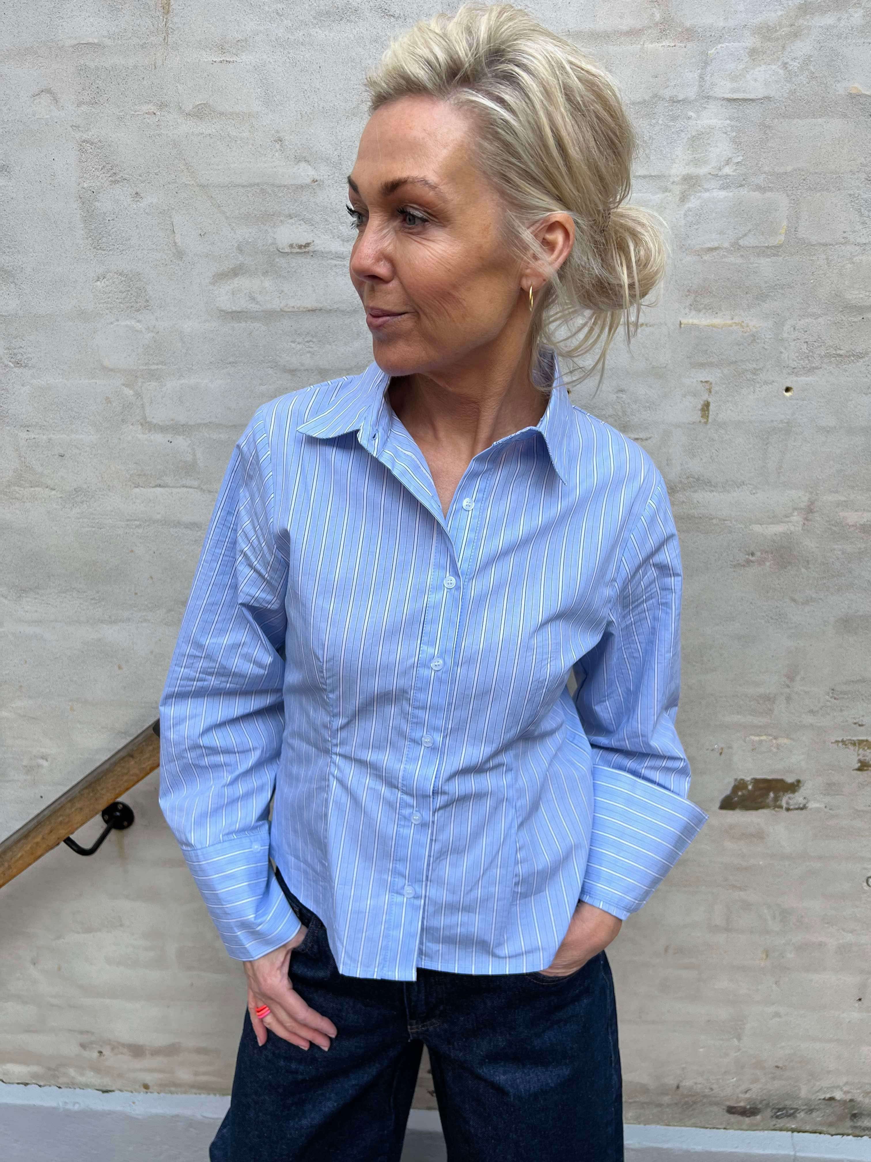 Rosa stripe shirt light blue