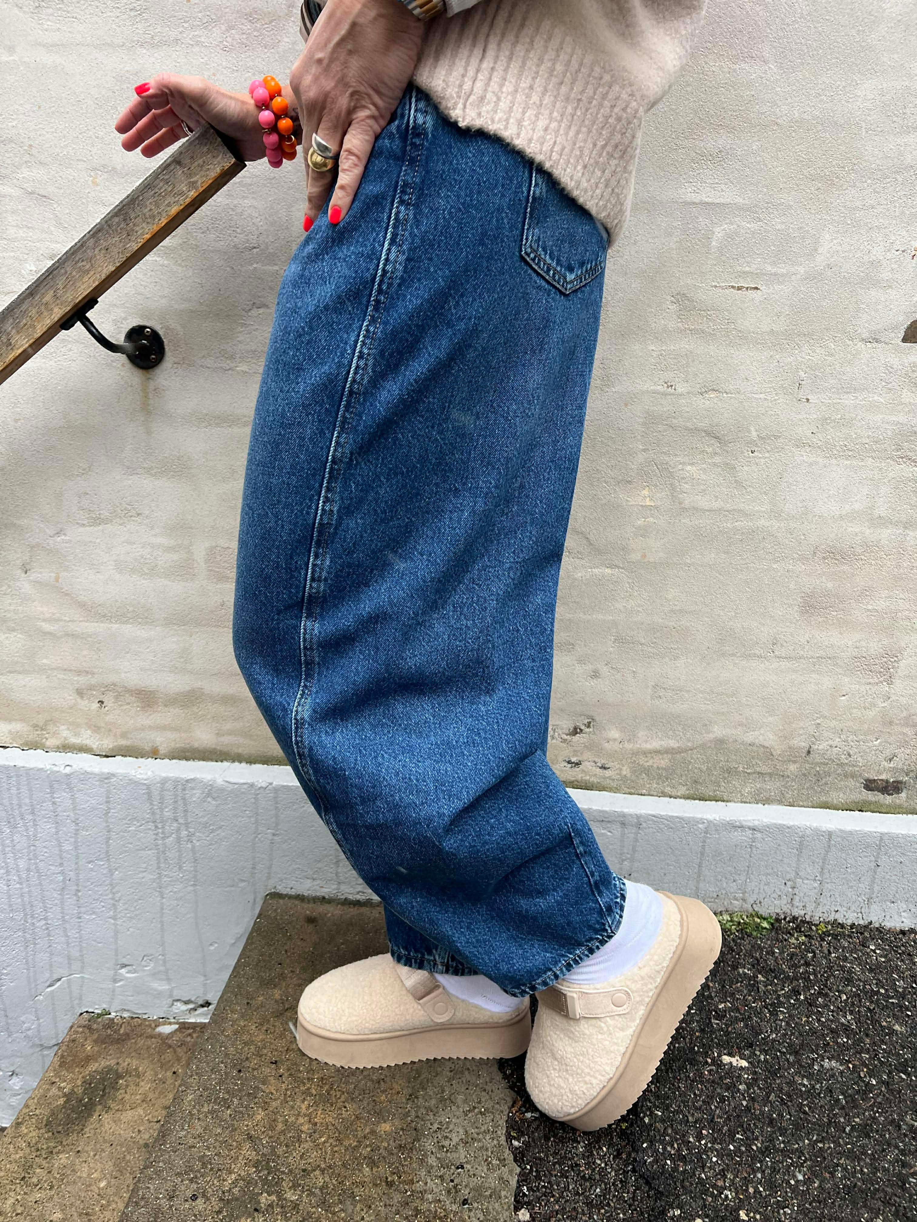 JDYSUSIE MW BARREL - Medium Blue Denim