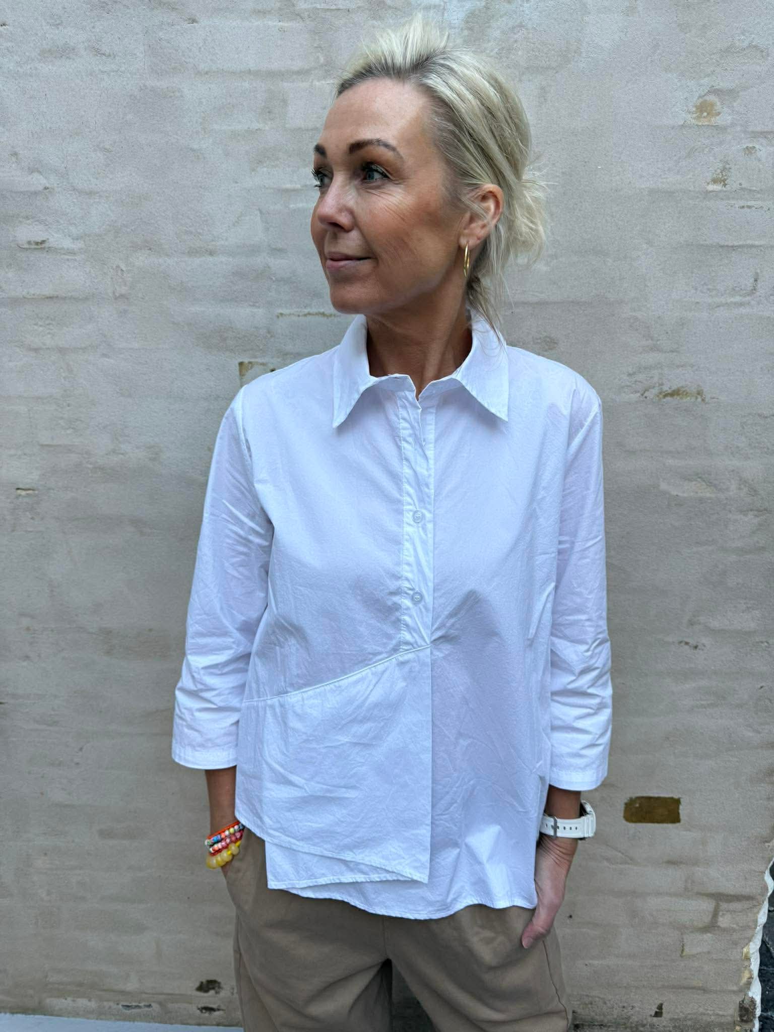 Must Have Shirt - White